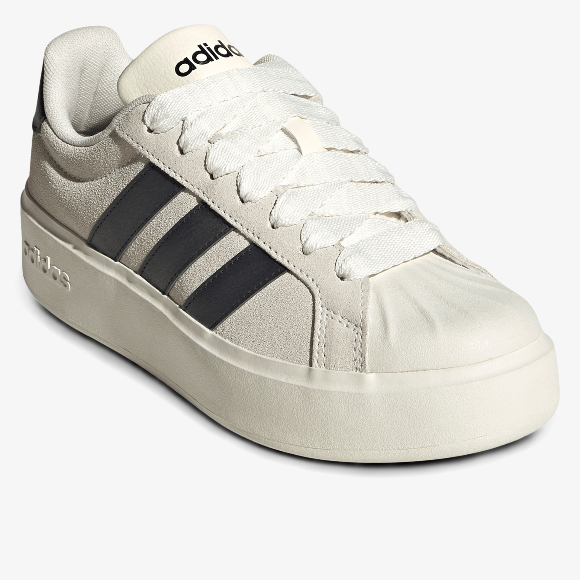 Sportlicher Sneaker mit bequemer Polsterung und robustem Sohlenprofil für optimalen Tragekomfort