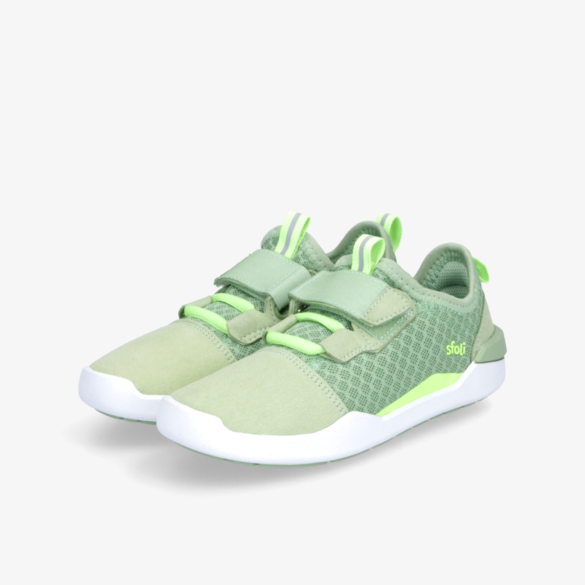 Leichter und atmungsaktiver Sportschuh mit flexiblem Sitz und praktischem Klettverschluss für hohen Tragekomfort