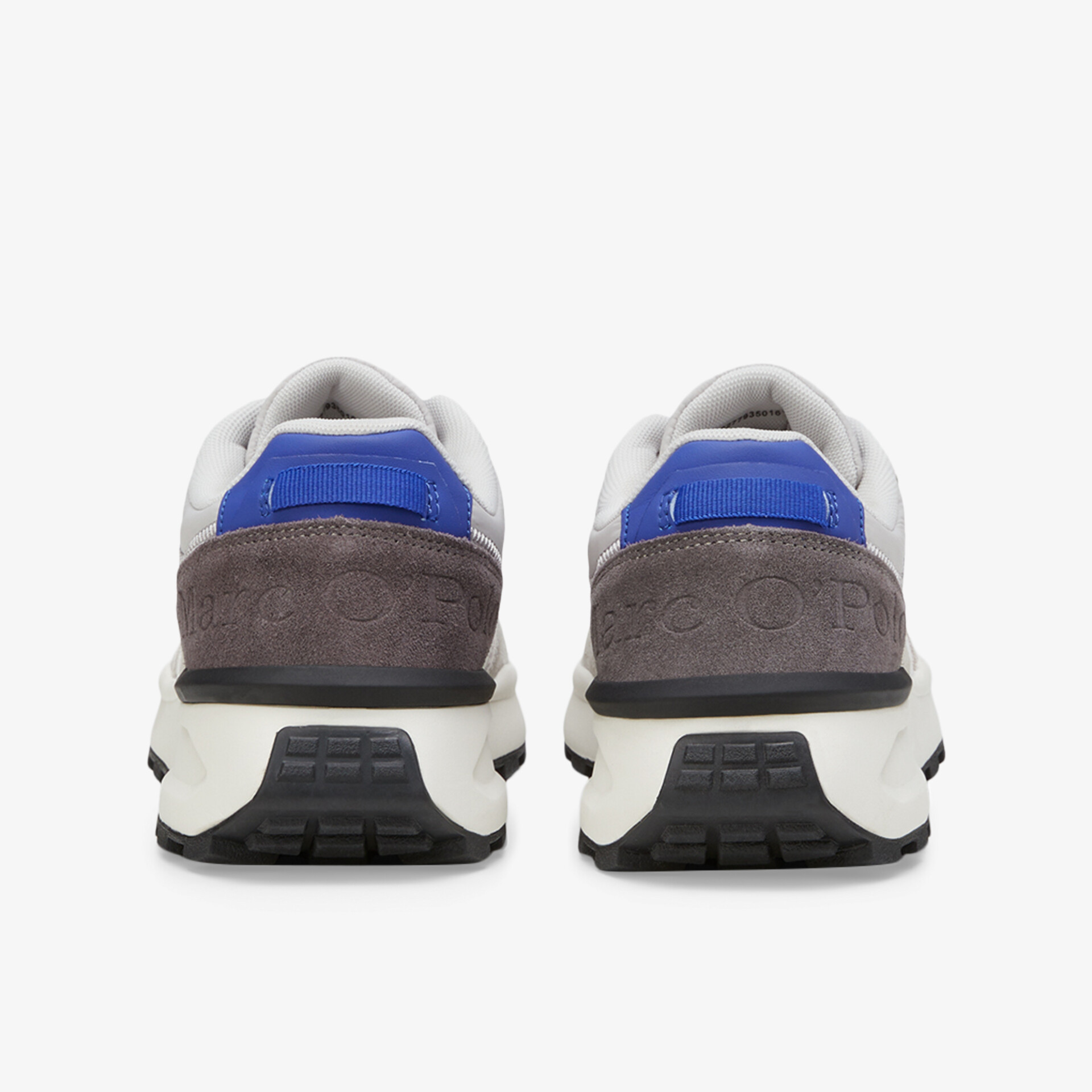 Moderner Sneaker in Grau und Blau mit robuster Sohle, ideal für Komfort und Stil.