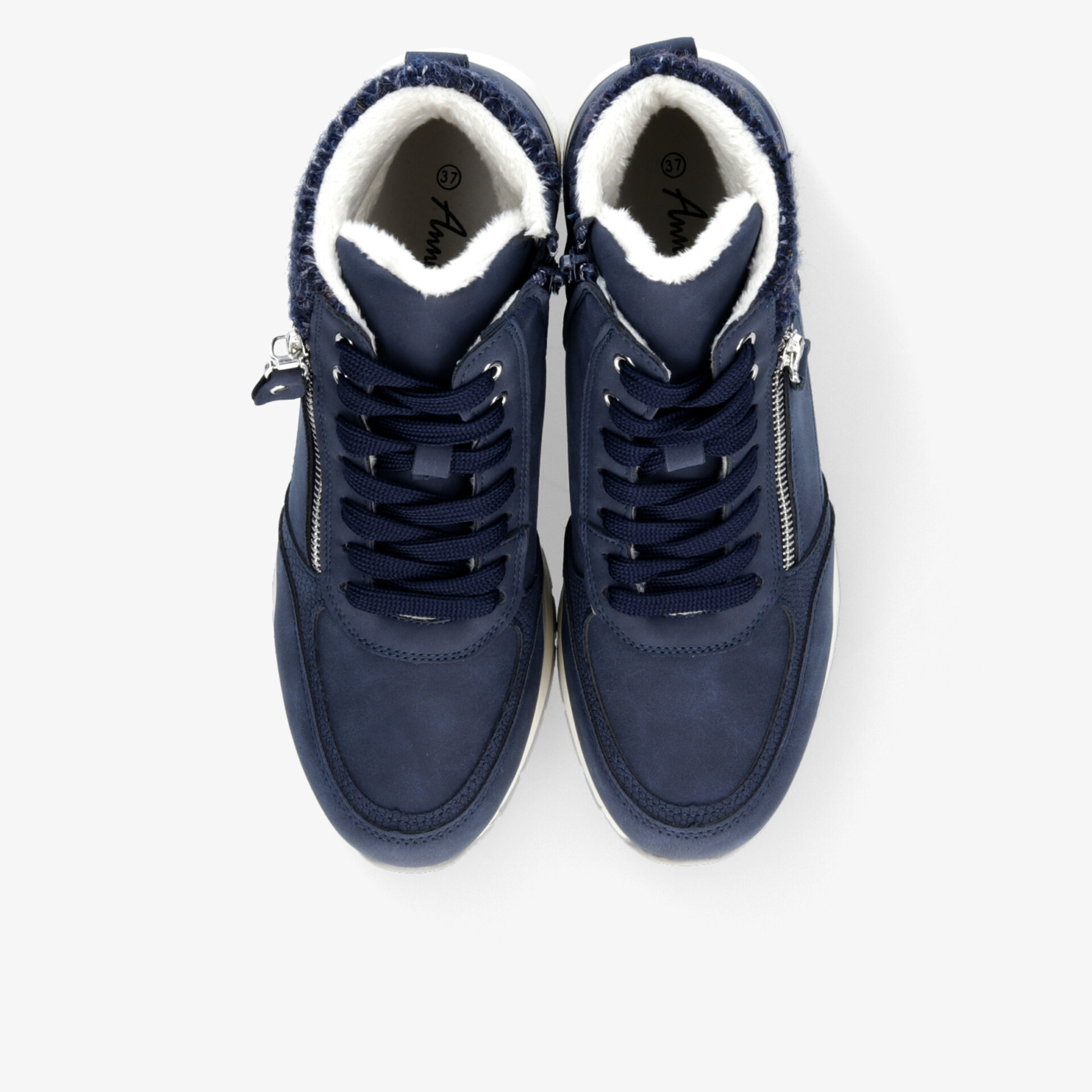 Robuste dunkelblaue Sportschuhe als Paar mit gepolstertem Kragen, Schnürsenkeln und seitlichem Reißverschluss