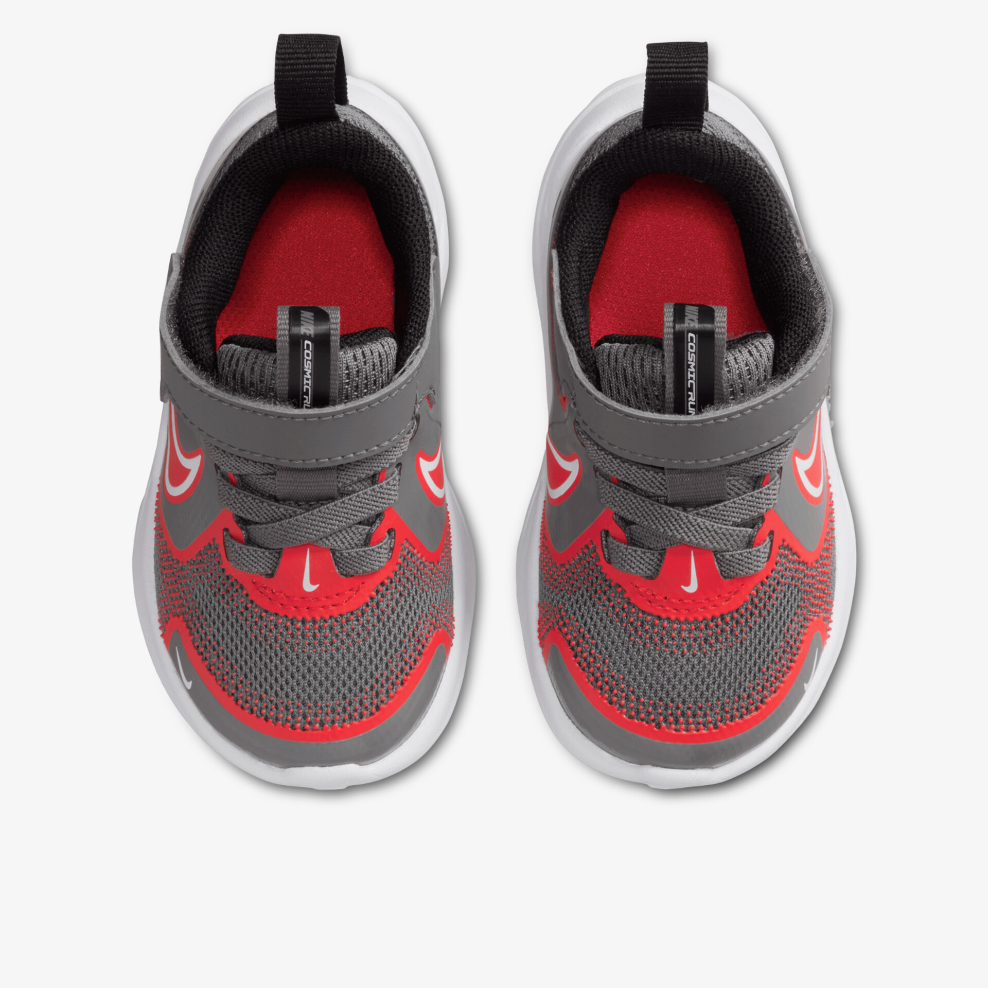 Sportliche Schuhe für Alltag und Freizeit, bieten hohen Tragekomfort und modernes Design.