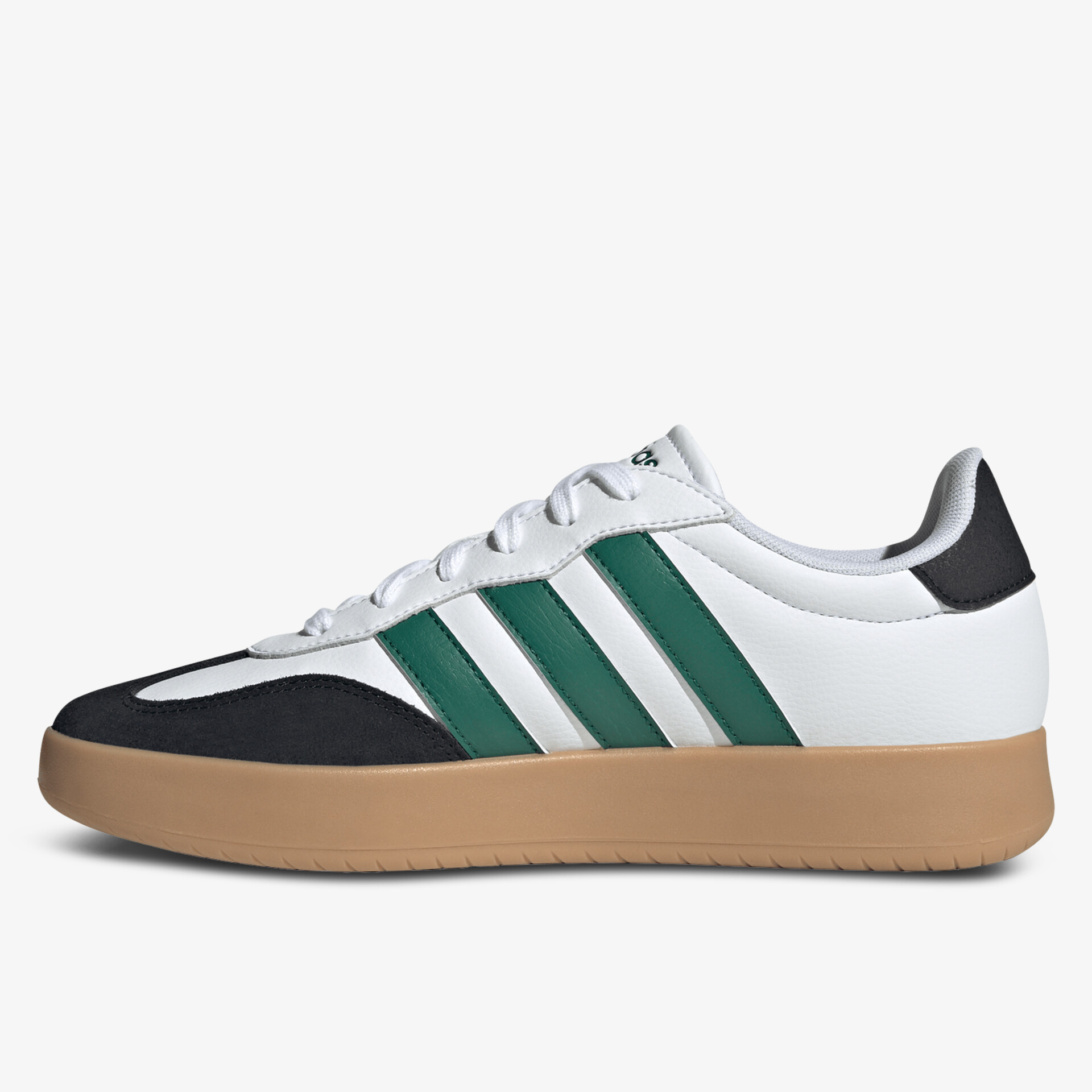 Seitliche Ansicht eines weißen Sneakers mit grünen Streifen und brauner Gummisohle in klassischem Design