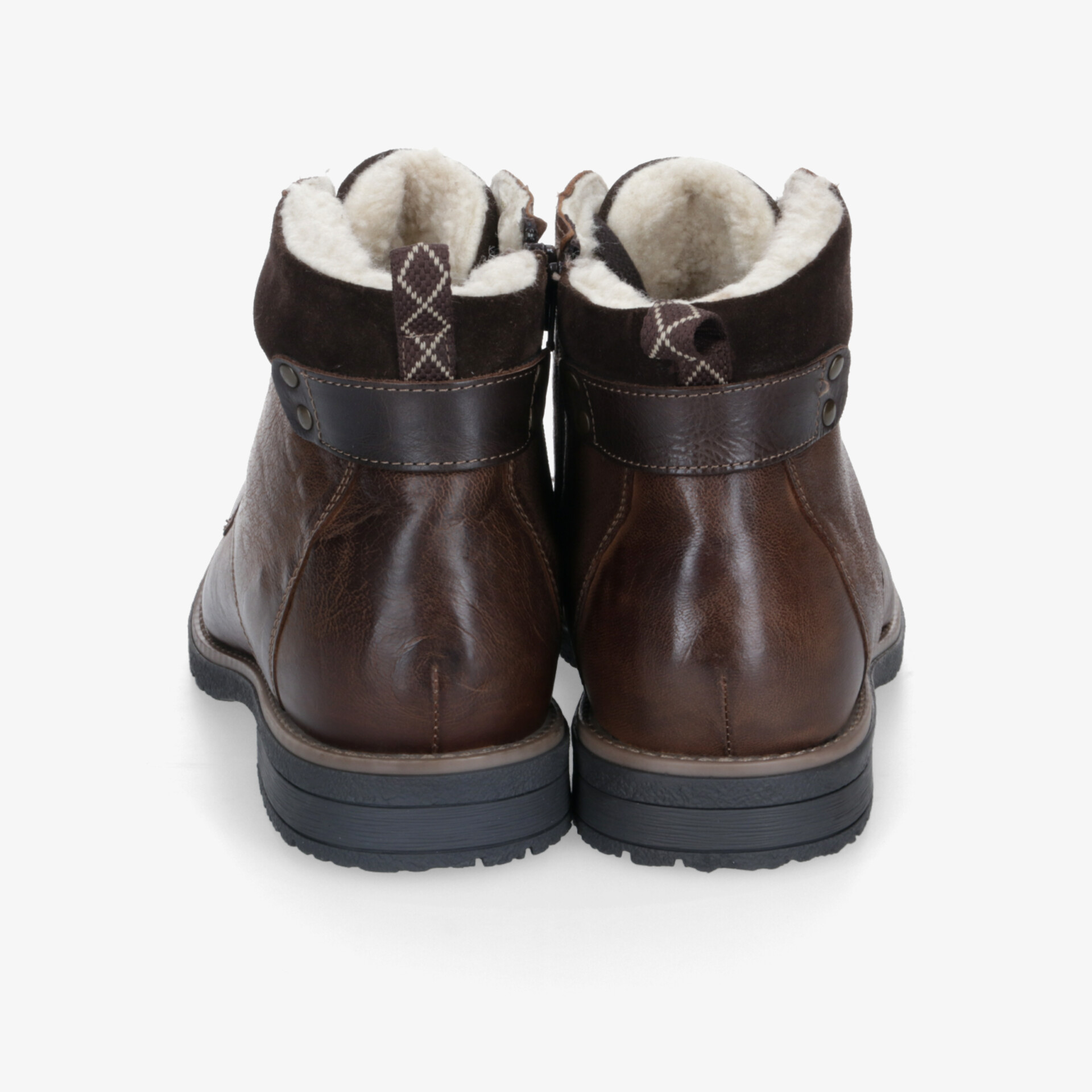 Robuste braune Lederstiefel mit gepolstertem Schaft und rutschfester Sohle, perfekt für sicheren Halt und Komfort