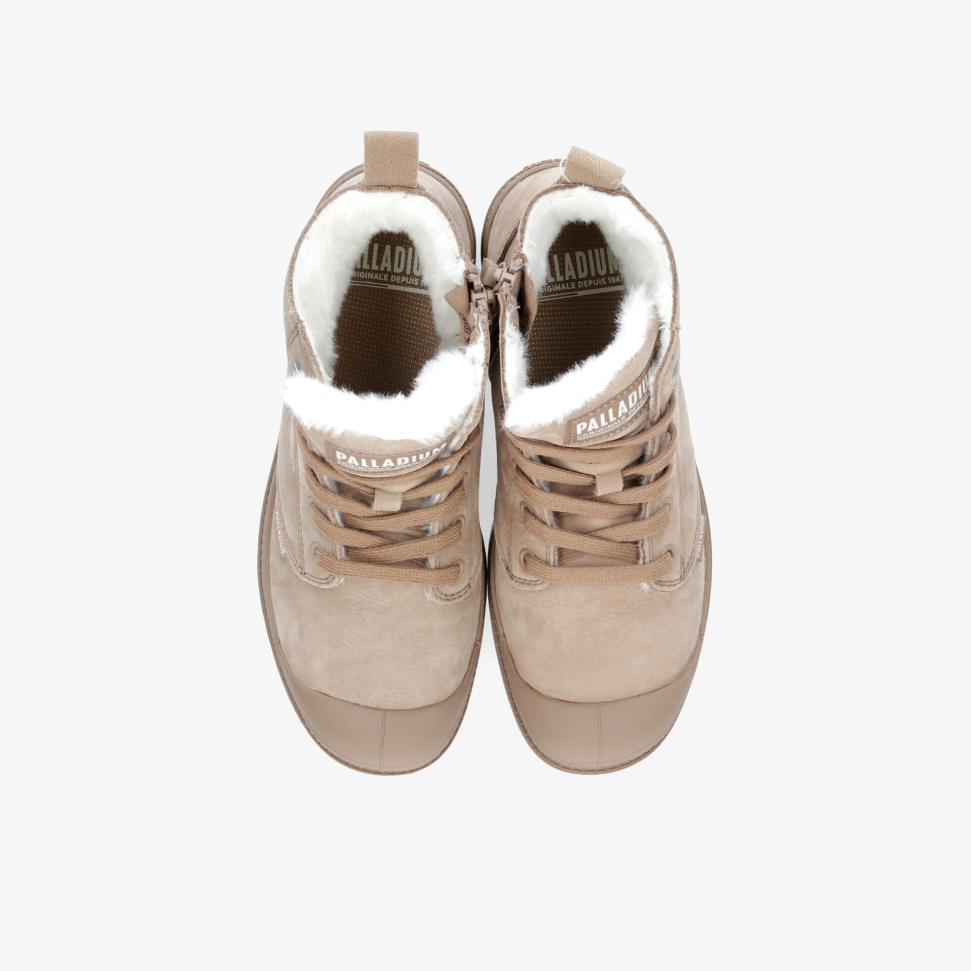 Beige Freizeitschuhe mit gepolstertem Innenfutter, weicher Polsterung und stabiler Sohle als komfortabler Begleiter
