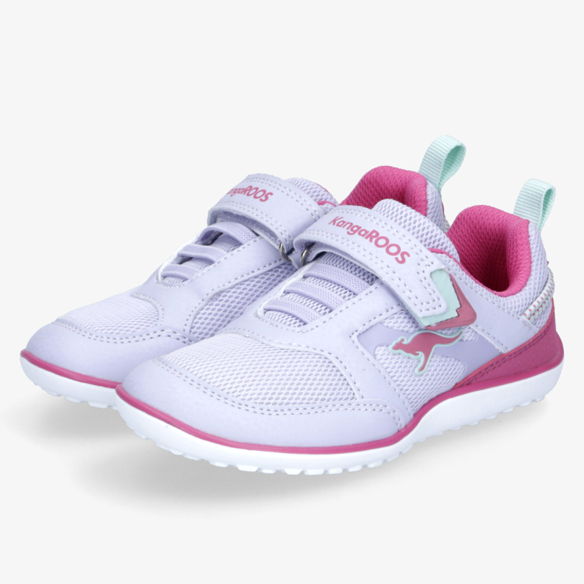 Sportliche leichte Kinderschuhe weiß mit rosa Akzenten, atmungsaktiv und rutschfest, mit Klettverschluss