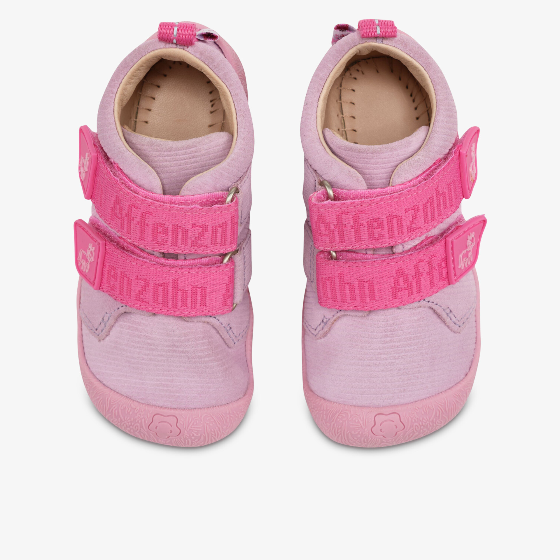 Weiche pinke Kinderschuhe mit Klettverschluss für einfachen Halt und angenehmen Tragekomfort