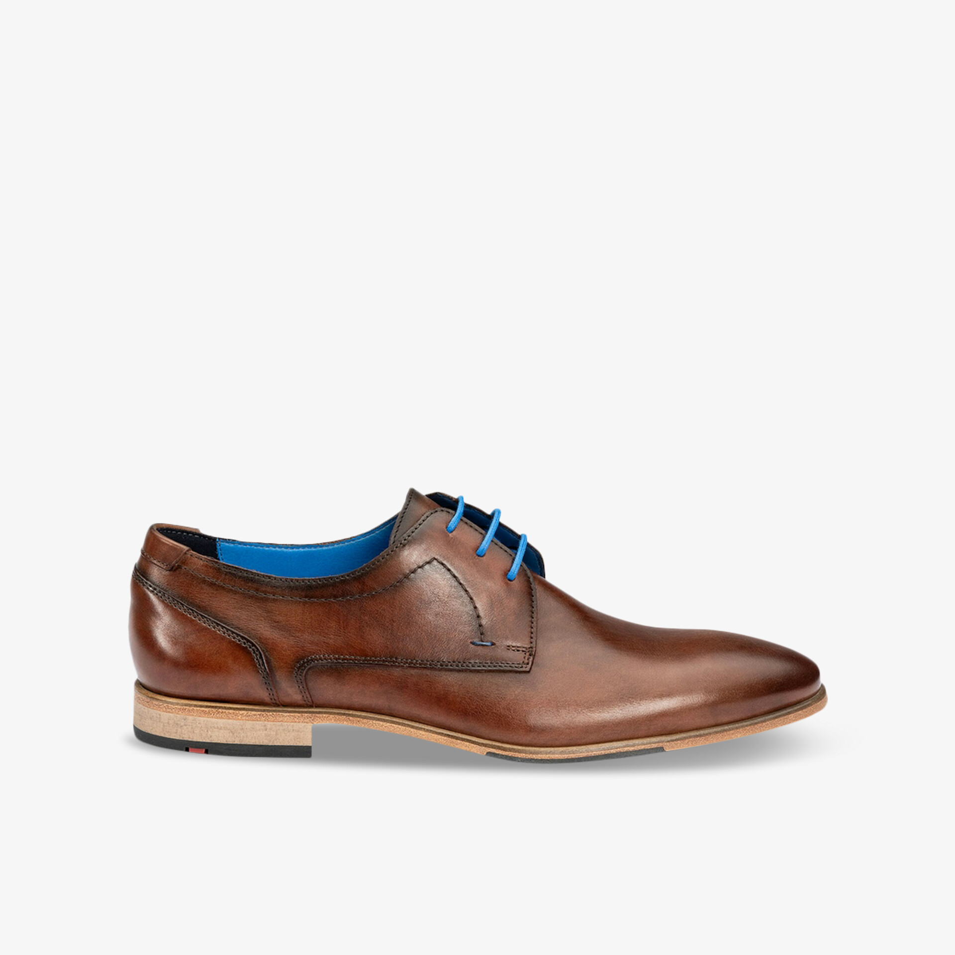 Eleganter brauner Lederschnürschuh mit feiner Verarbeitung und komfortablem Design, perfekt für Business und festliche Anlässe.