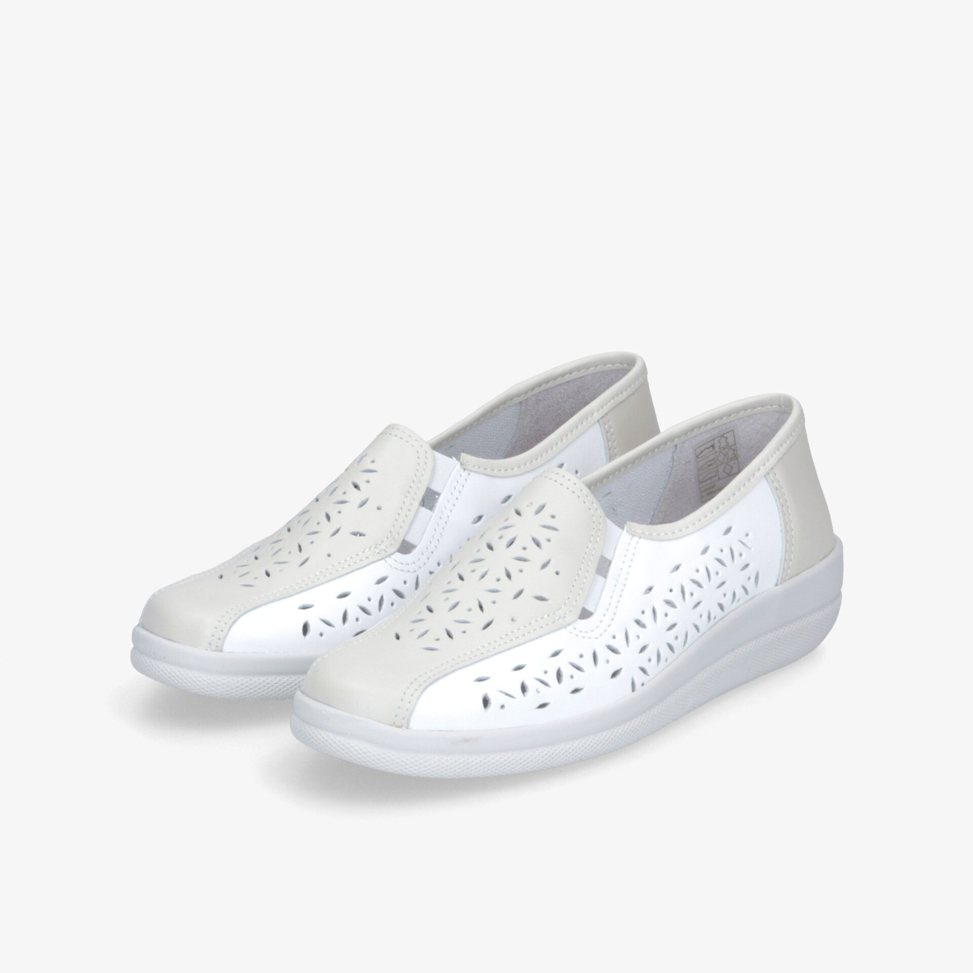 Bequeme weiße Schuhe mit perforiertem Design, leichter und flexibler Sohle für hohen Tragekomfort