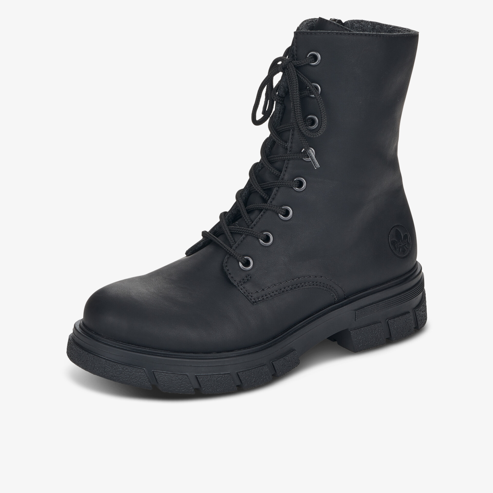 Robuster schwarzer Schnürstiefel mit profilierter Sohle, bequem und modisch für unterschiedliche Anlässe