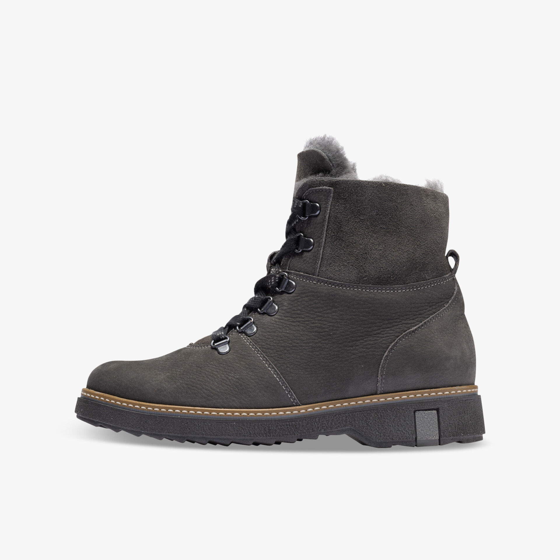 Eleganter schwarzer Lederstiefel mit rutschfester Sohle und warmem Innenfutter. Ideal für kalte Tage.