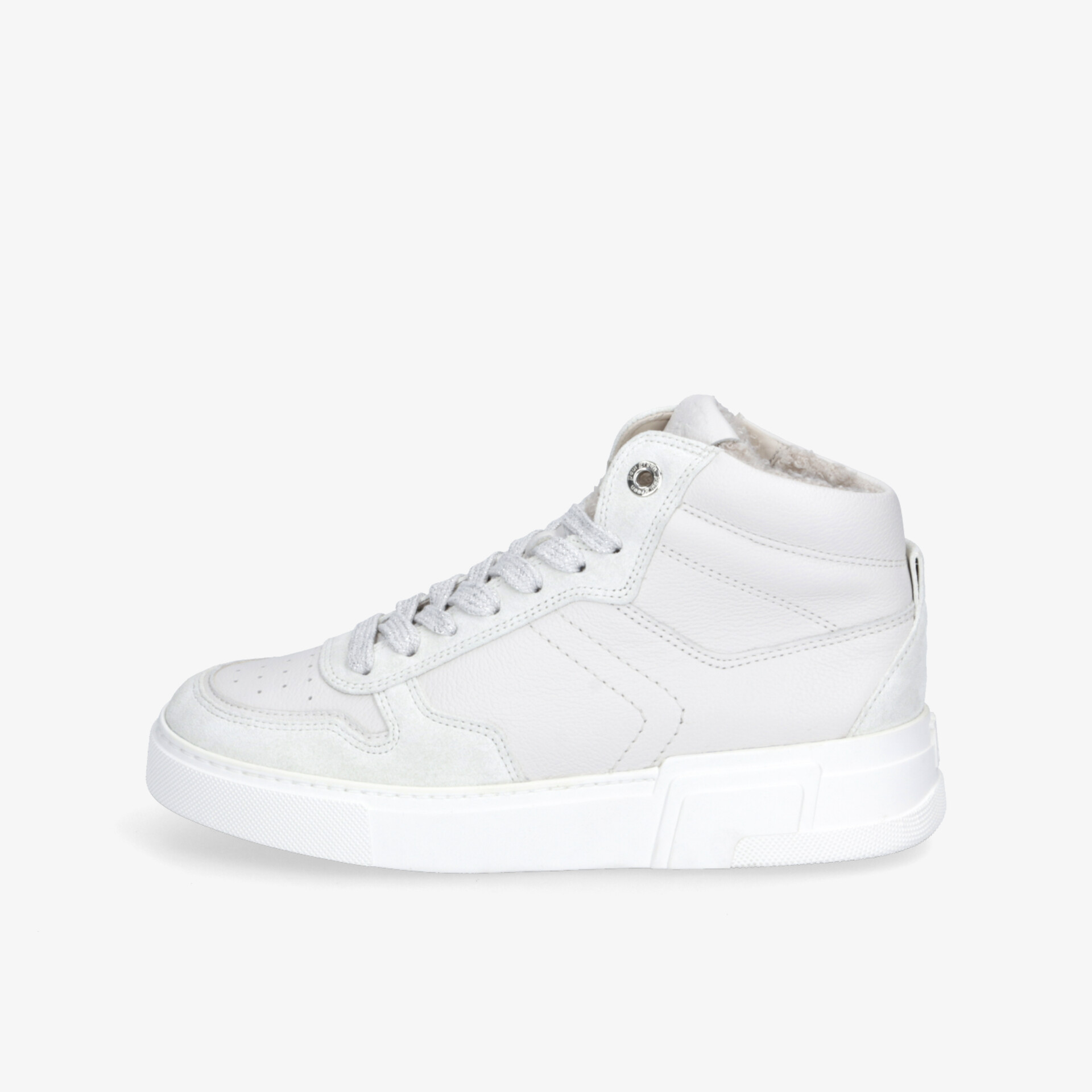 Moderner weißer Sneaker mit hohem Schaft, rutschfester Sohle und gepolstertem Knöchelbereich für optimalen Komfort