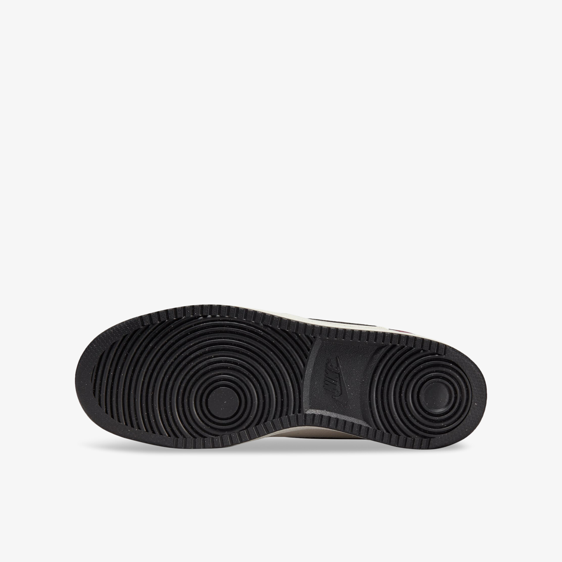 Rutschfeste und strapazierfähige Schuhsohle für optimalen Halt bei jeder Aktivität. Perfekte Wahl für Bewegungsfreiheit.