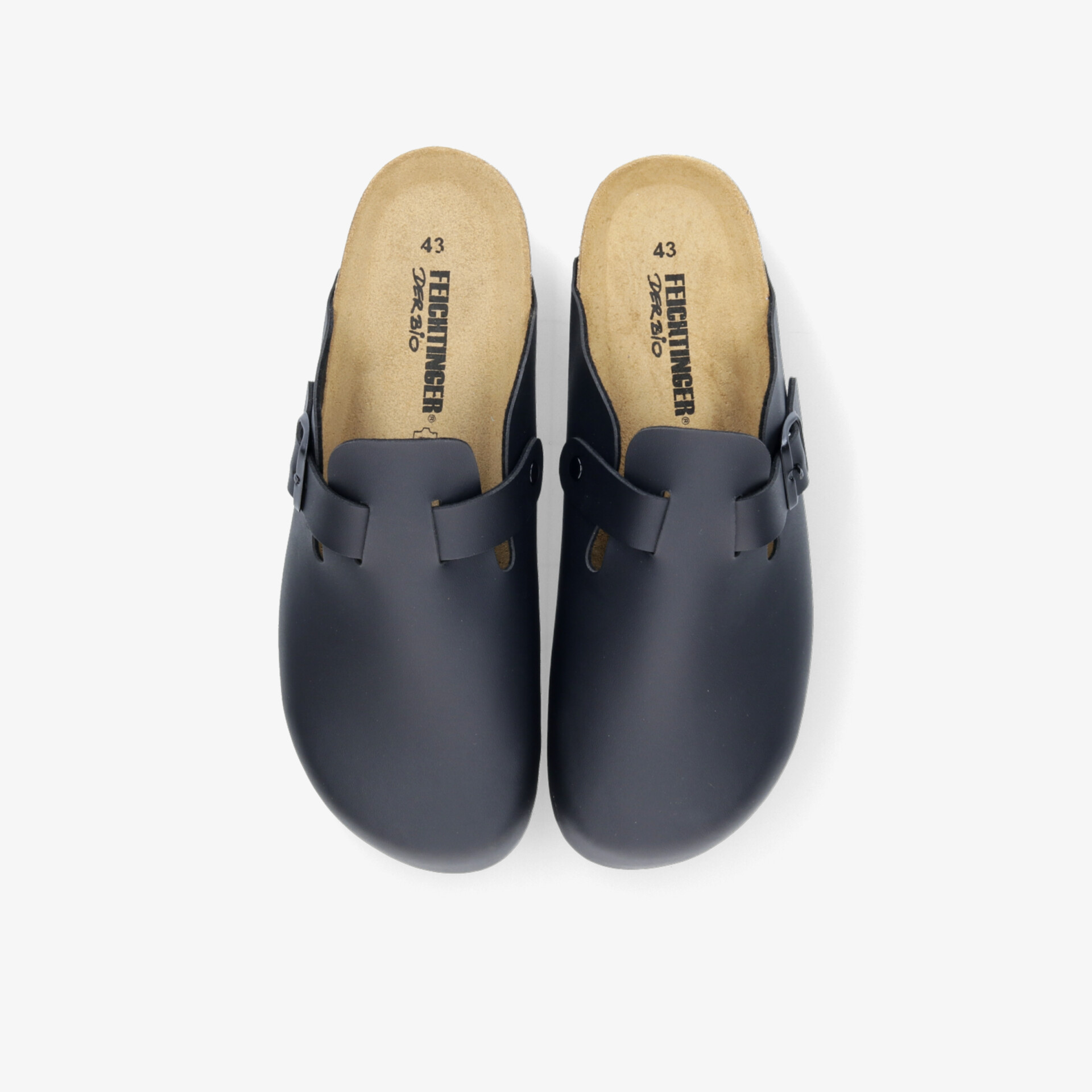 Bequeme schwarze Clogs mit ergonomischem Fußbett und verstellbaren Riemen aus robustem Material.