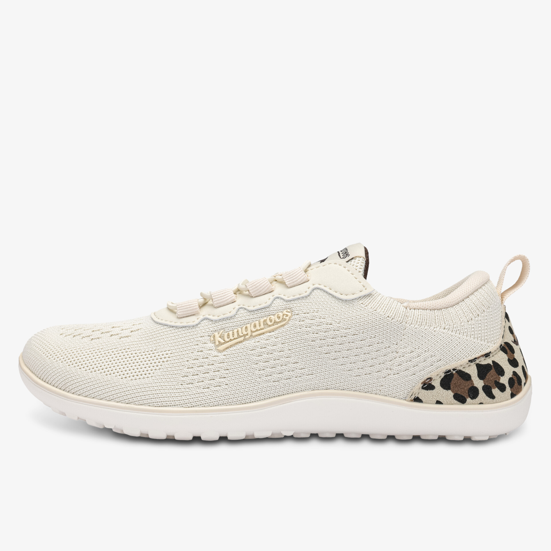 leichter Sneaker mit atmungsaktivem Obermaterial und flexiblem Profil, moderner Schuh mit Leoprint-Detail