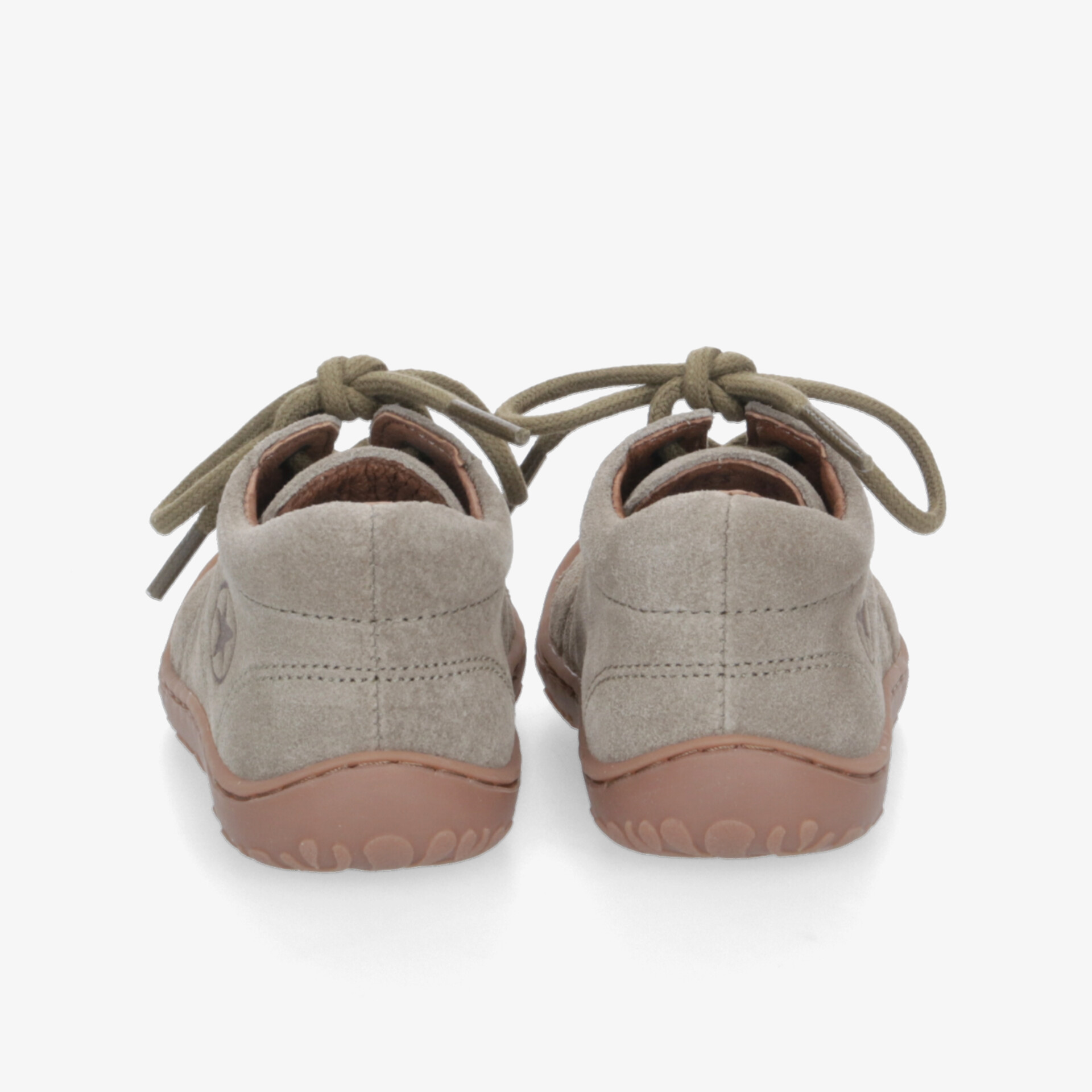 Robuste und bequeme graue Freizeitschuhe mit flexibler Laufsohle und optimierter Passform für besten Tragekomfort