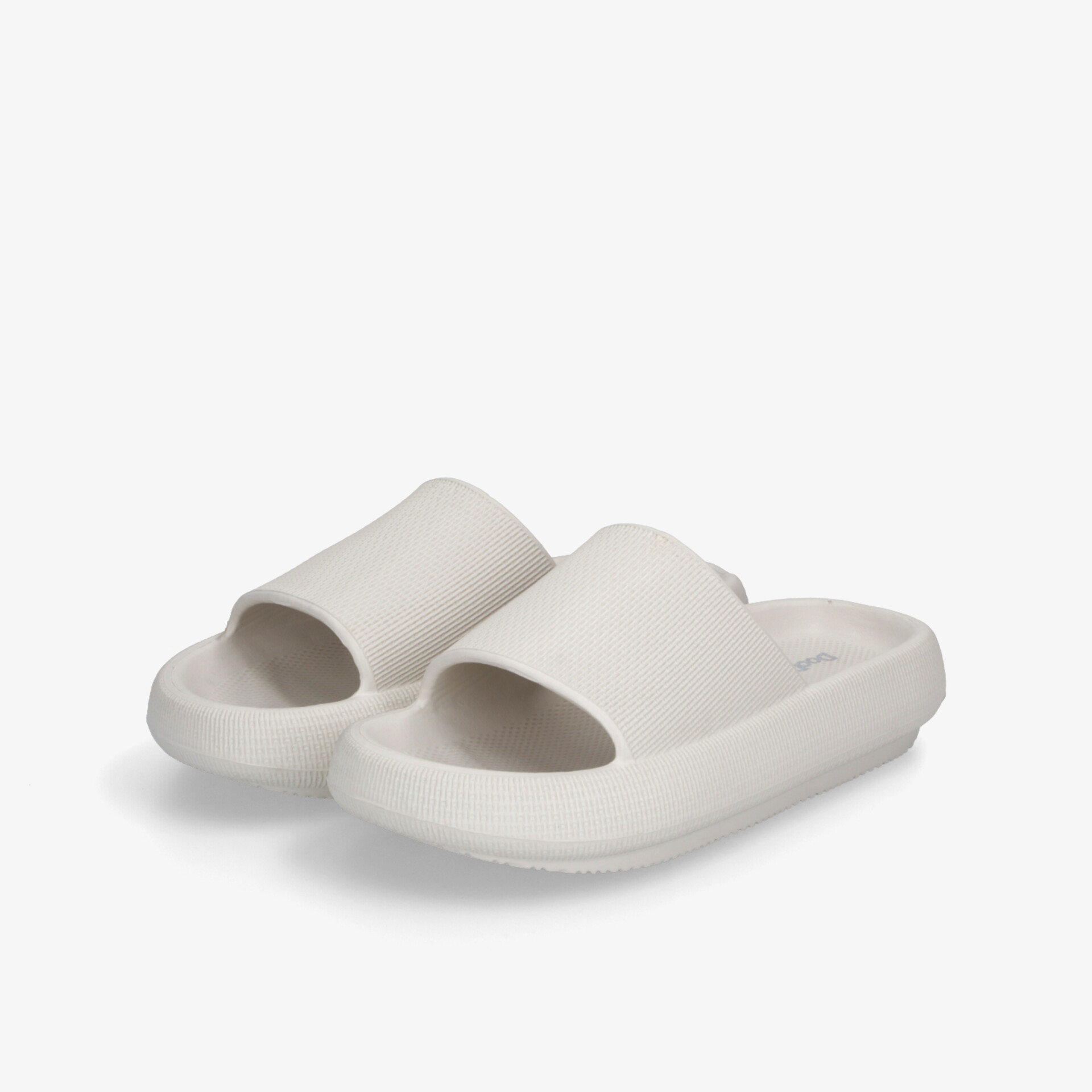 Leichte weiße bequeme Sandalen mit offenem Zehenbereich und gepolsterter Sohle für angenehmen Tragekomfort