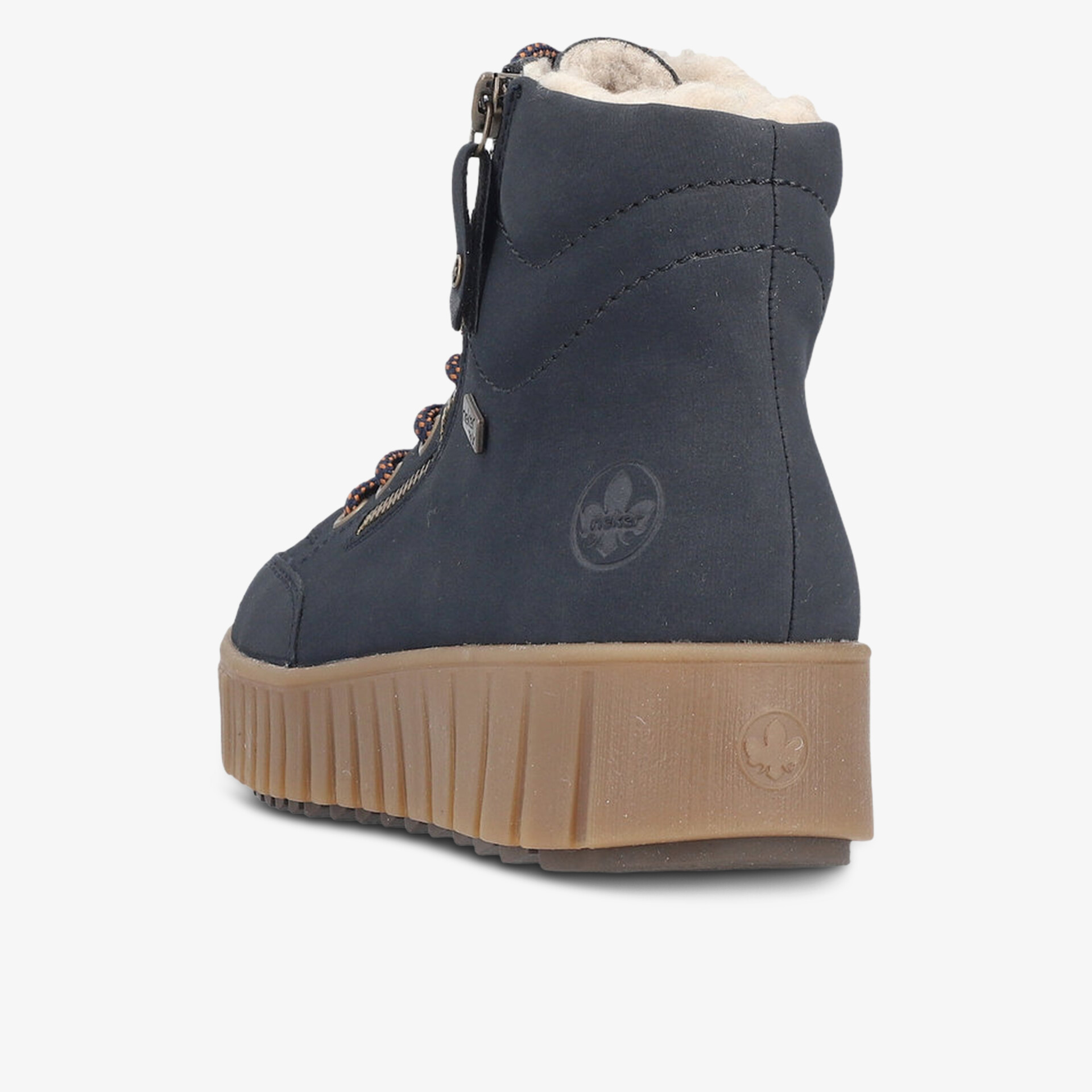Robuster Winterstiefel mit warmem Futter und rutschfester Profilsohle für sicheren Halt und hohen Tragekomfort