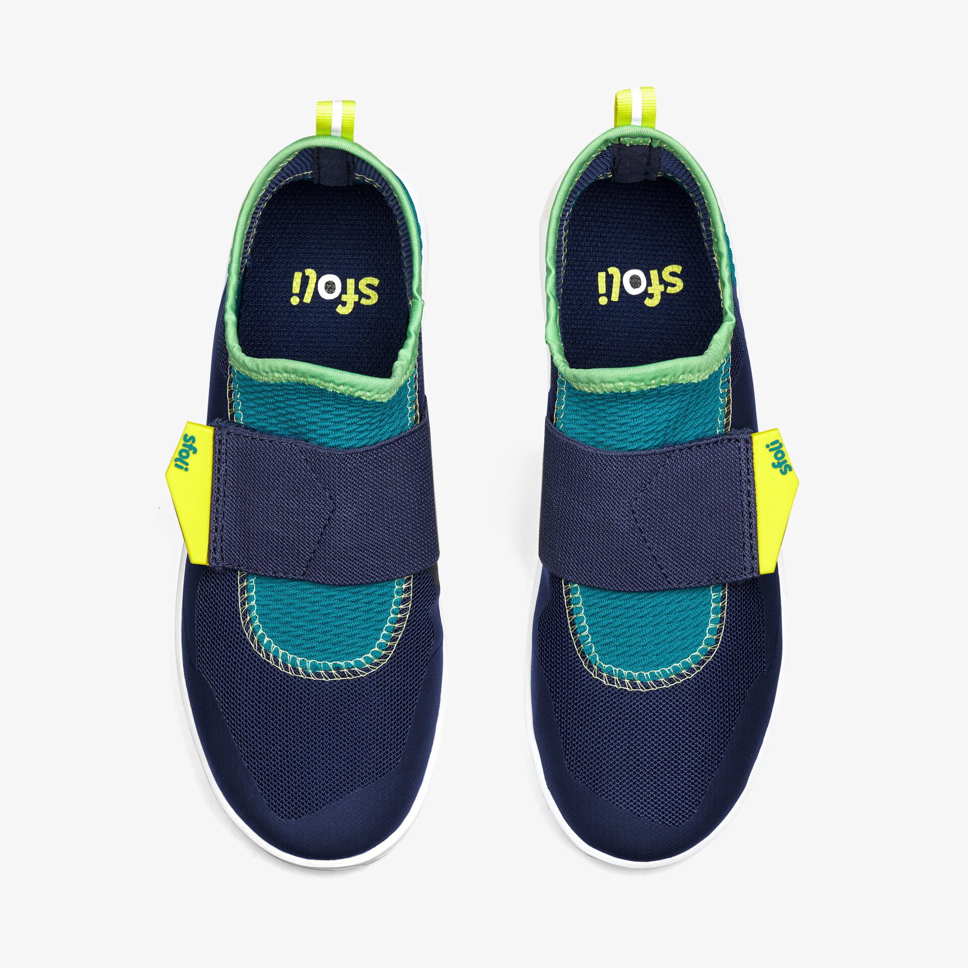 Bequeme, sportliche Schuhe mit atmungsaktivem Material und flexiblem Klettverschluss in Blau und Gelb