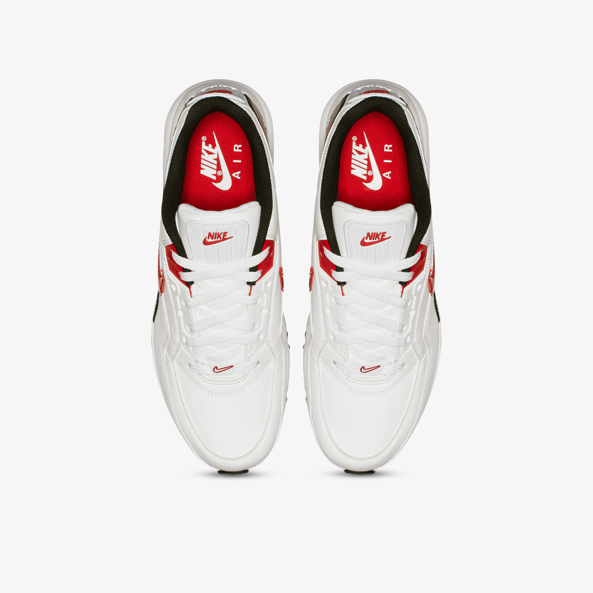 Weiß-rote Sneaker von oben im Paar mit robustem Design und komfortabler Passform