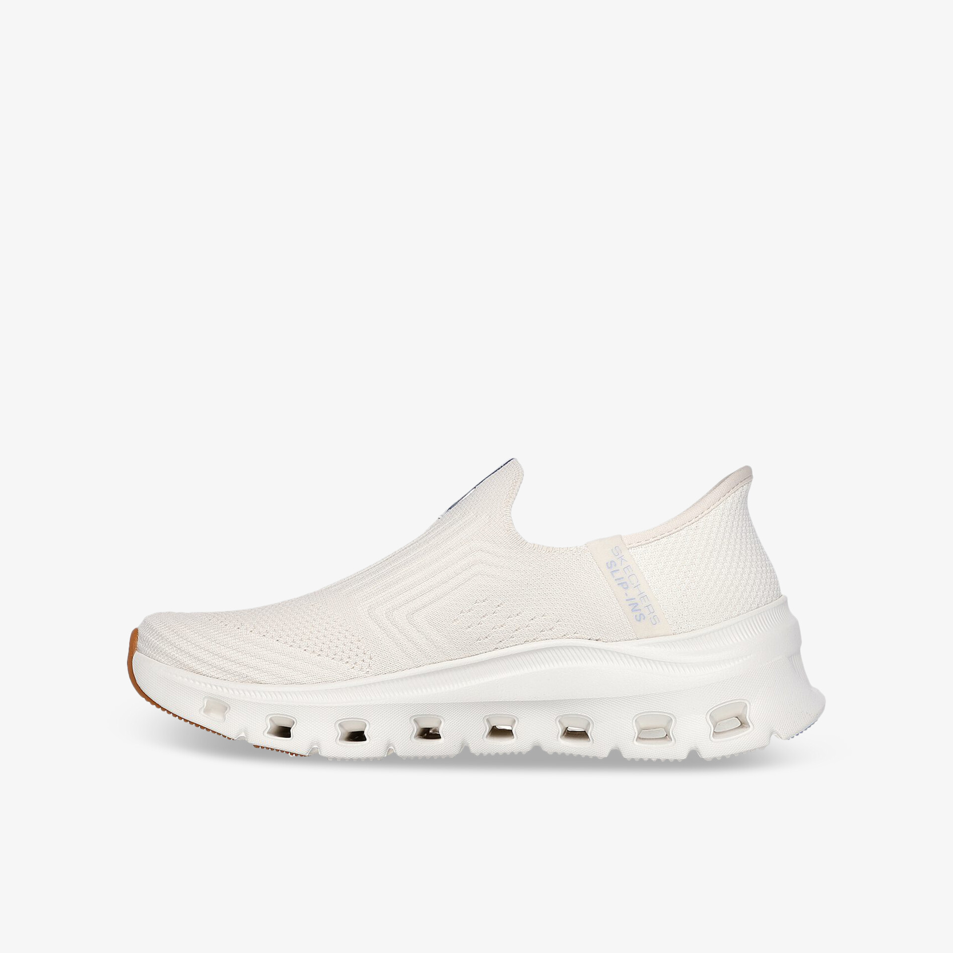 Leichter weißer Sneaker mit flexiblem, atmungsaktivem Obermaterial und rutschfester Sohle für optimalen Komfort.