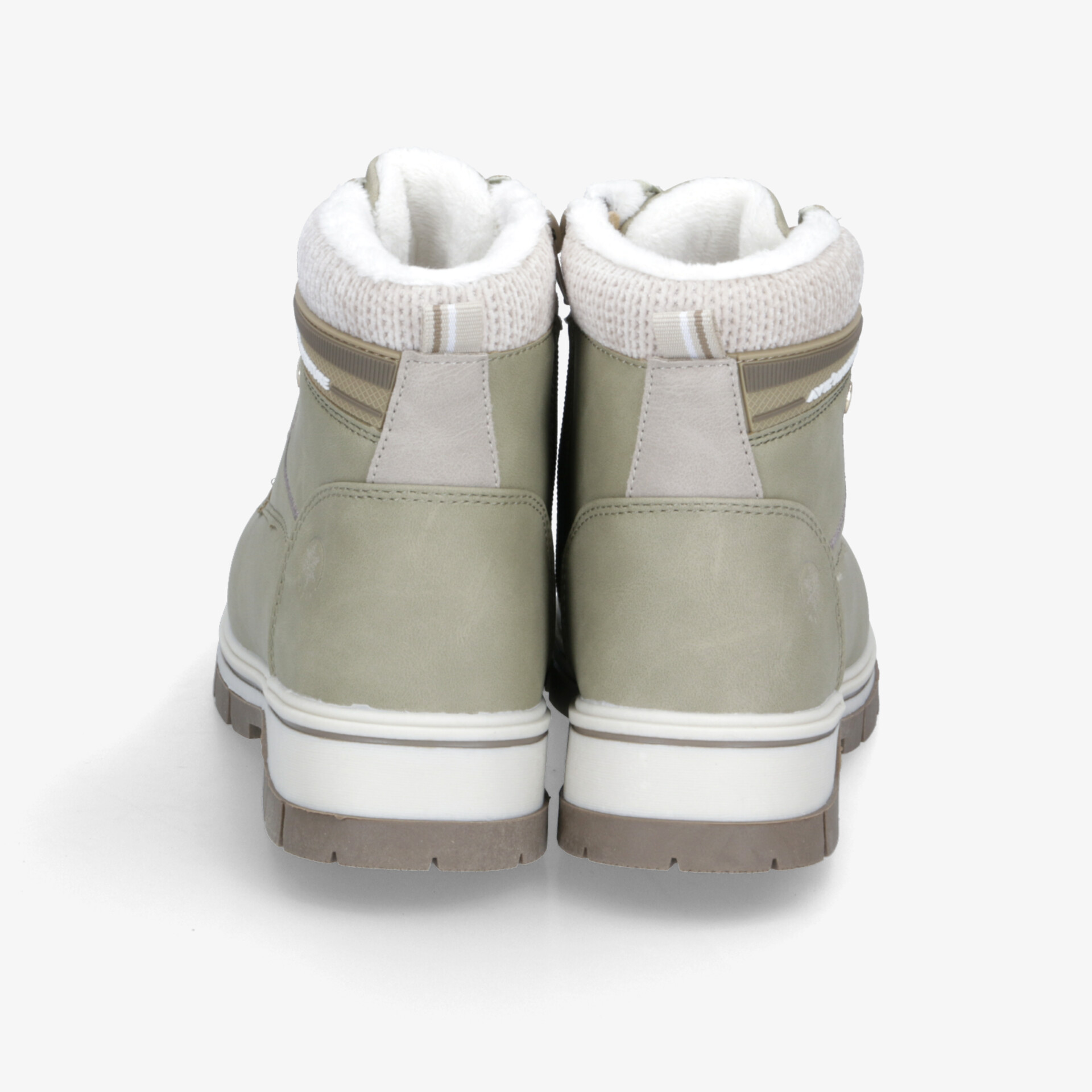 Rückansicht von robusten, gut gepolsterten Schuhen mit rutschfester Sohle und hochwertiger Verarbeitung