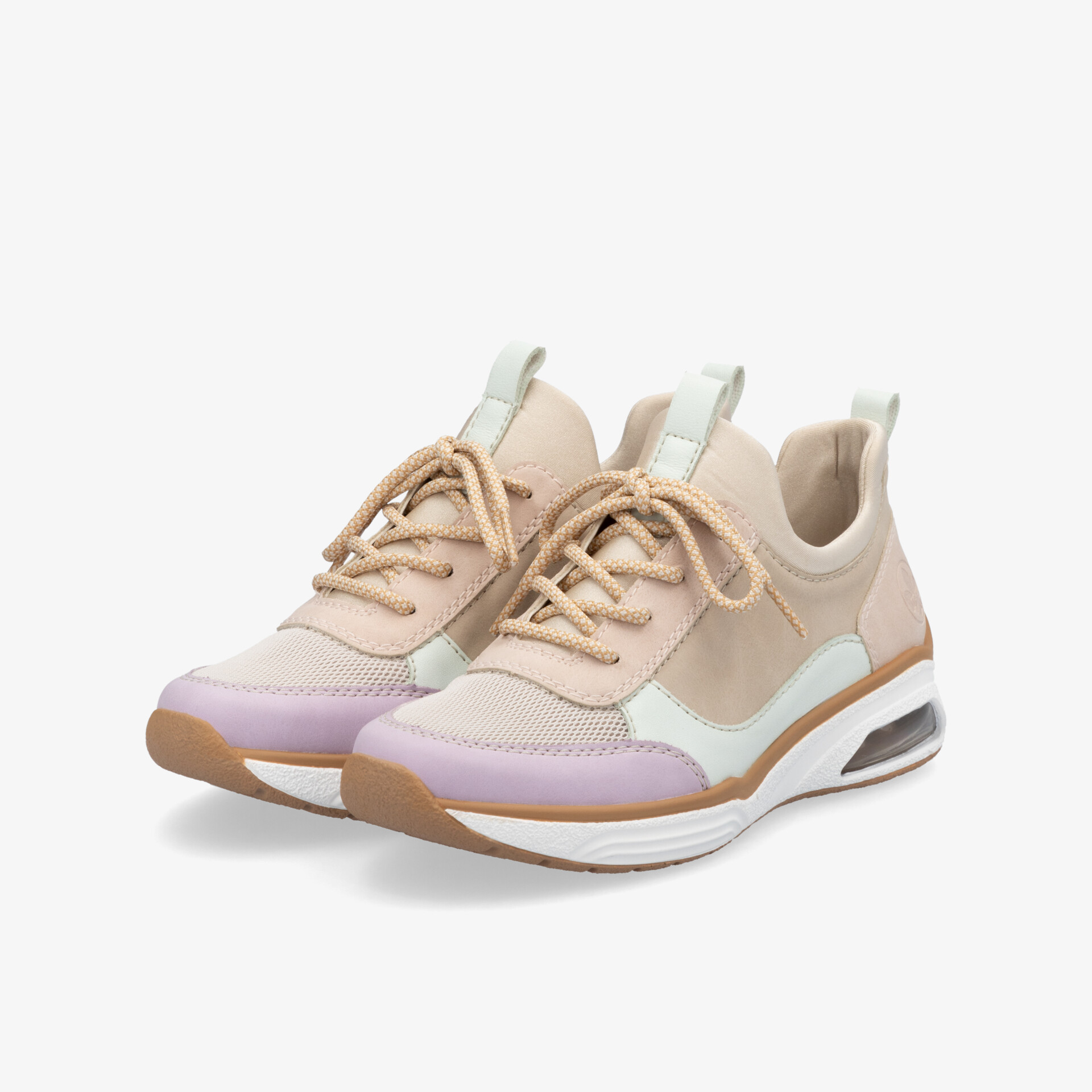 Sportliche beige-rosa Sneaker im Paar, leicht gepolstert mit rutschfester Sohle für hohen Tragekomfort