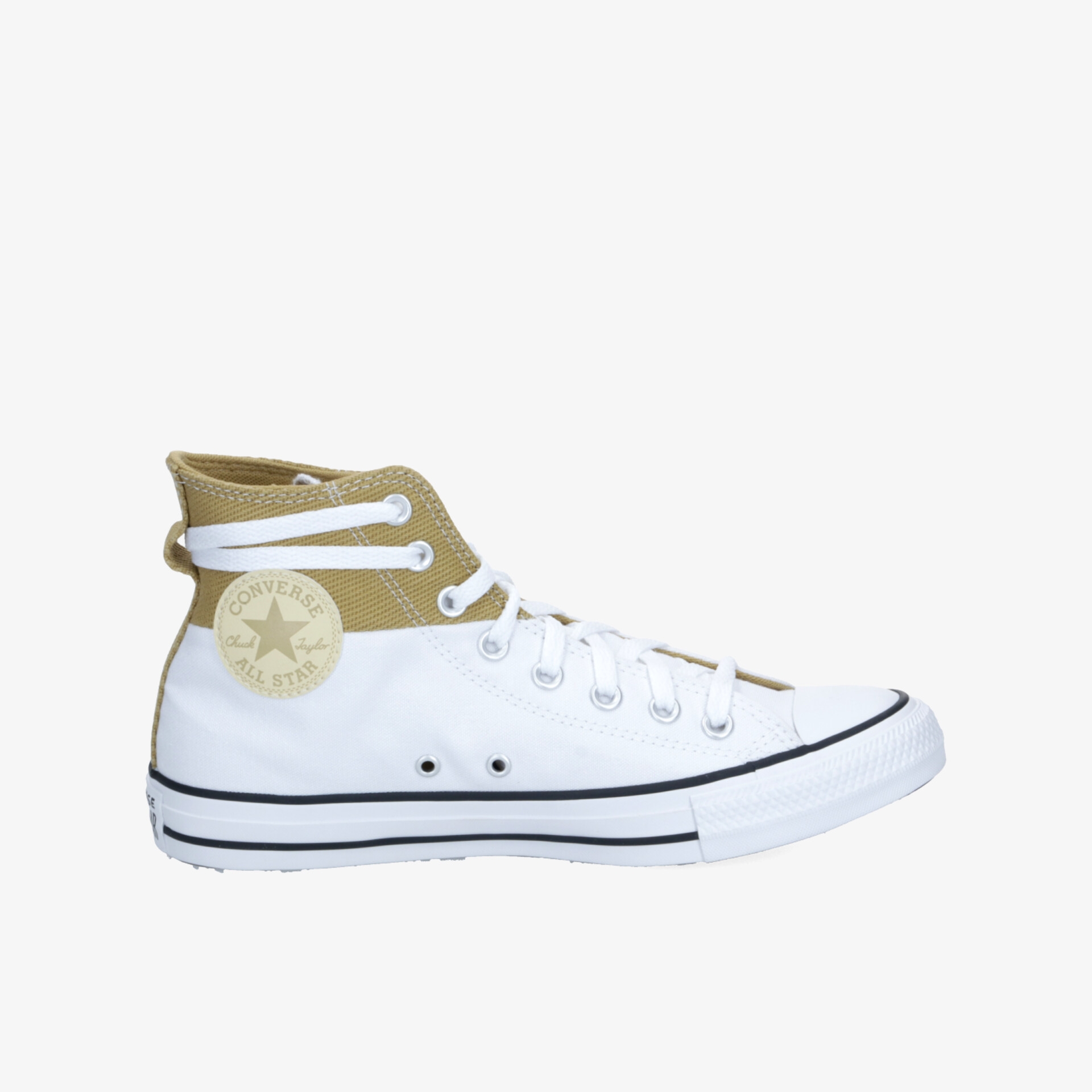 Hoher weißer Sneaker aus atmungsaktivem Canvas mit klassischer Gummisohle und moderner Schnürung seitlich dargestellt