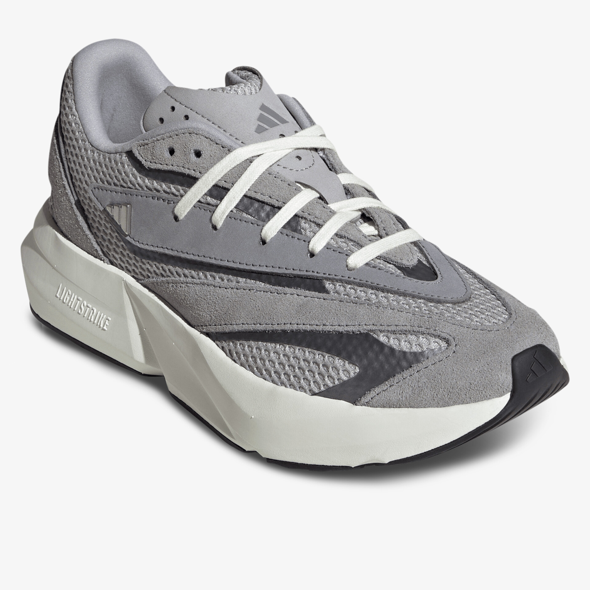 Sportlicher grauer Schuh mit atmungsaktivem Material und moderner, bequemer Sohle für vielseitige Nutzung