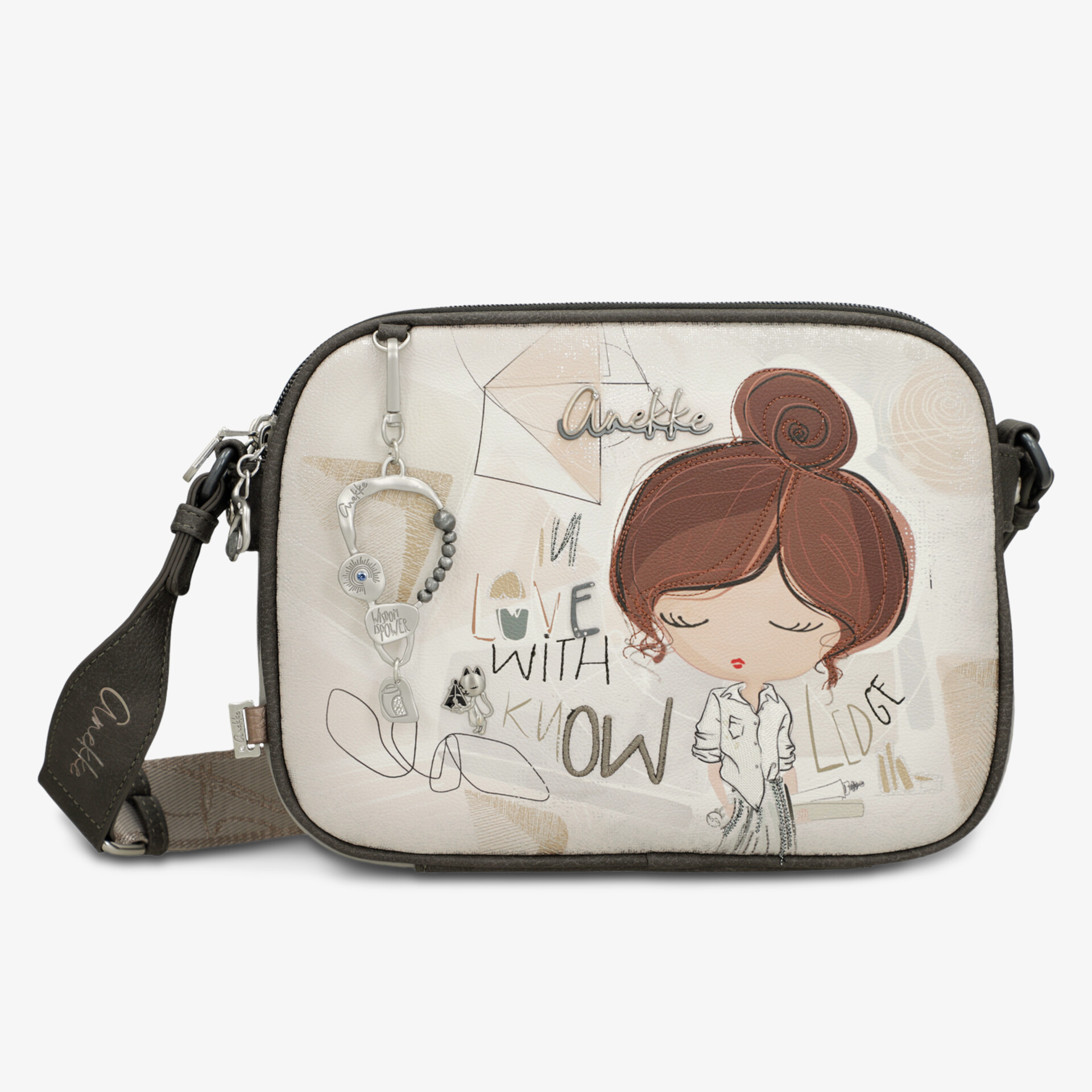 Moderne kompakte Tasche mit verstellbarem Schulterriemen und stilvollem Motiv, ideal für den Alltag