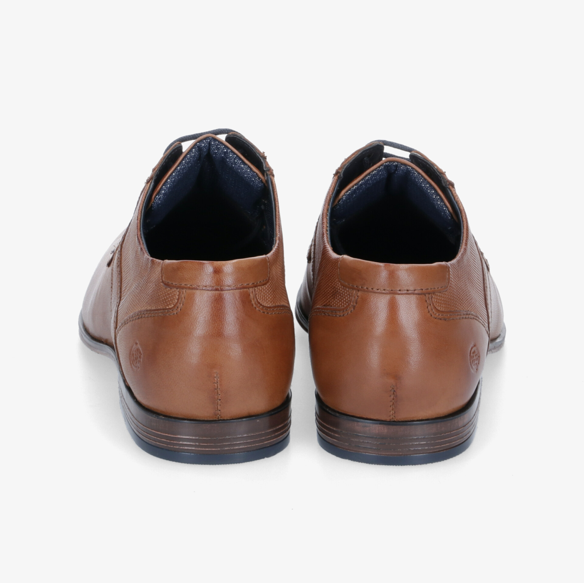 Elegante braune Lederschuhe mit komfortabler Passform und rutschfester Sohle, perfekt für formelle Anlässe.