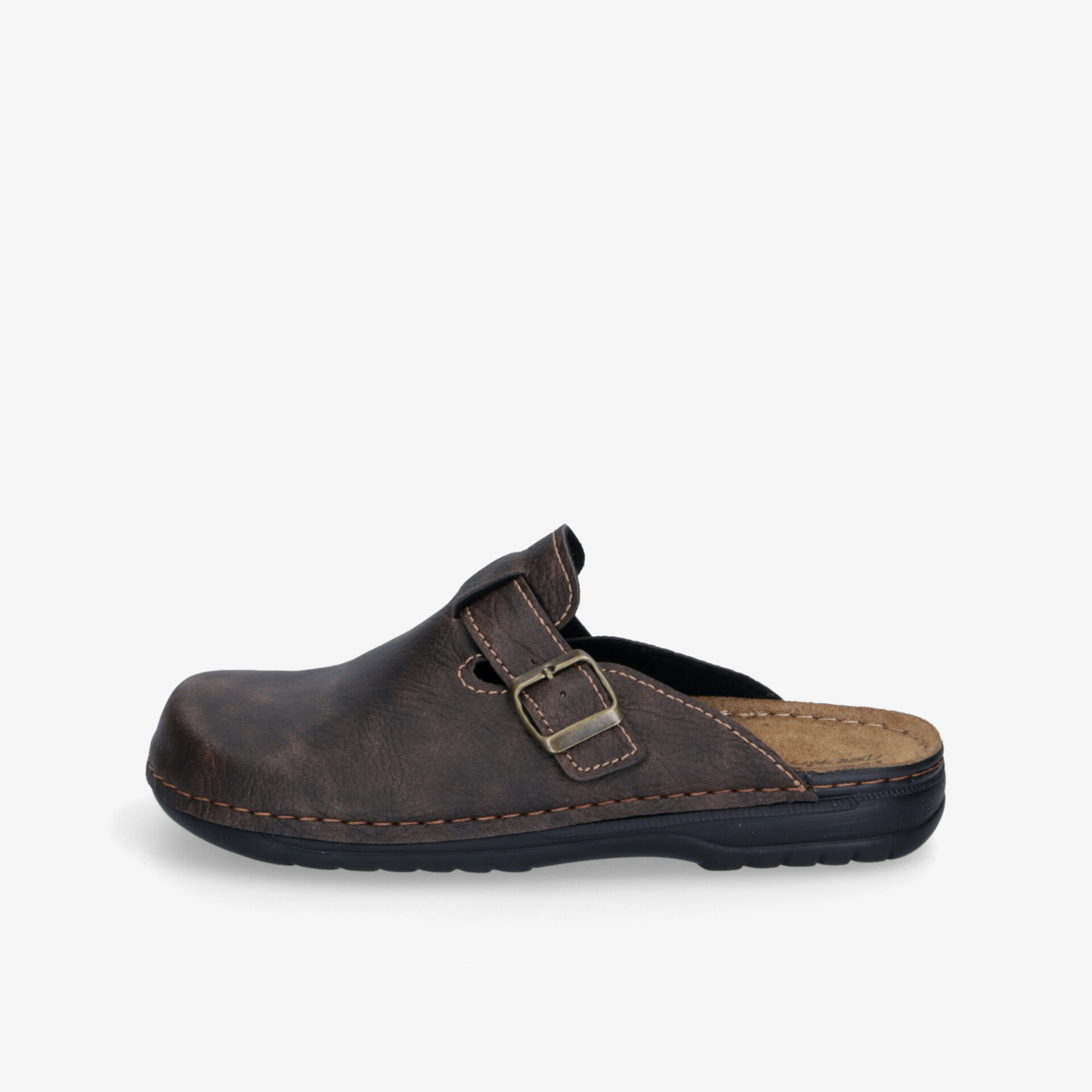 Bequemer brauner Slipper mit verstellbarer Schnalle und rutschfester flexibler Sohle in seitlicher Ansicht