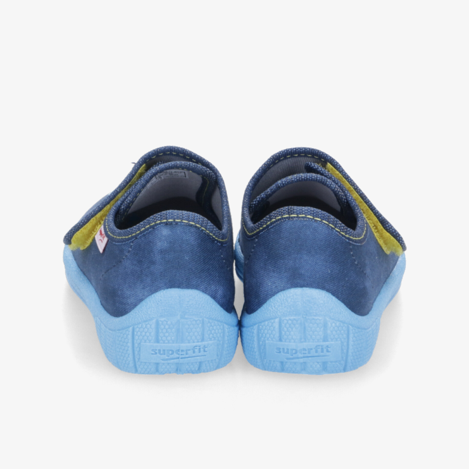 Robustes Kinderschuh-Paar in Blau mit rutschfester Sohle und komfortablem Sitz, Blick von hinten