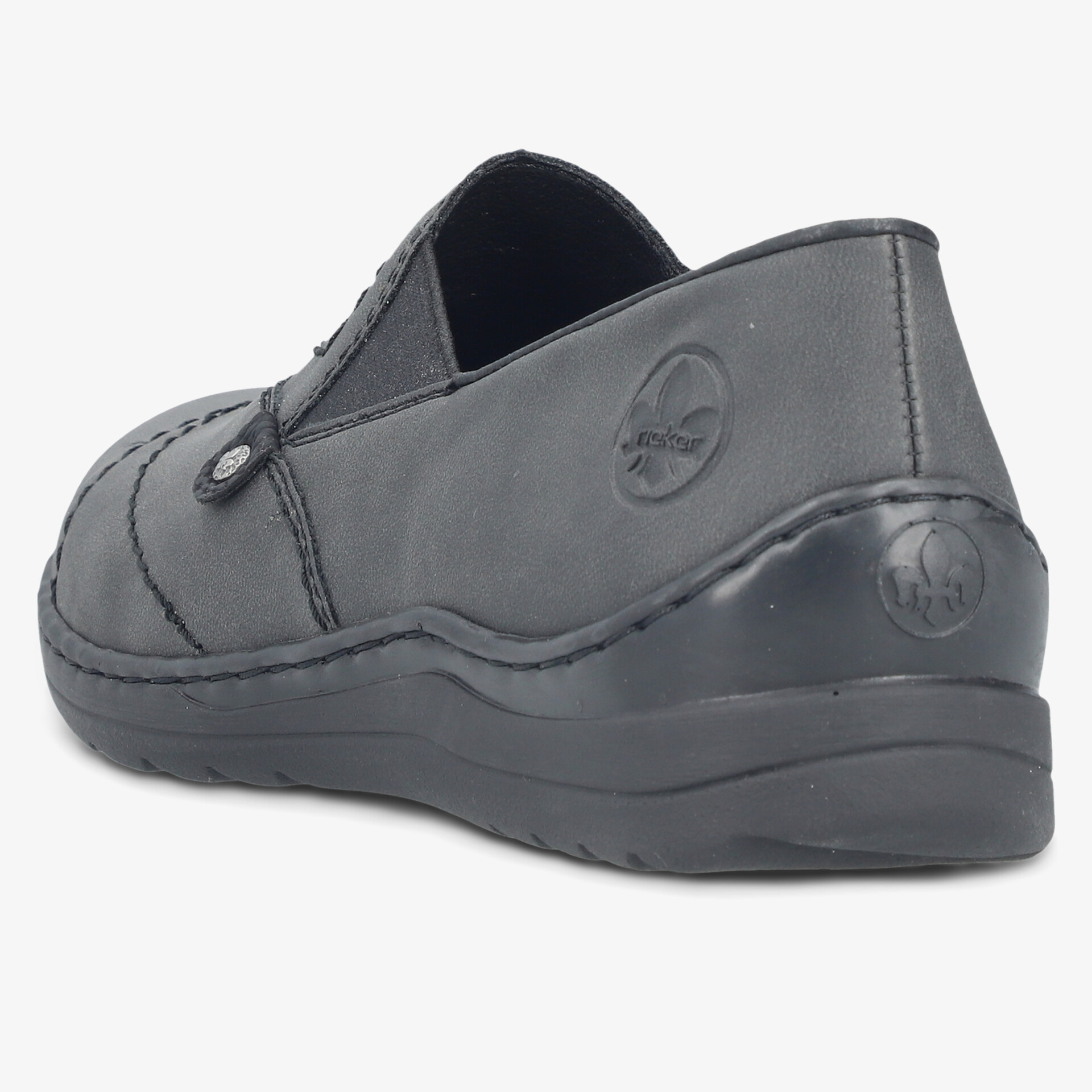 Bequemer Schuh mit robuster Sohle und modernem Design für vielseitigen Einsatz.