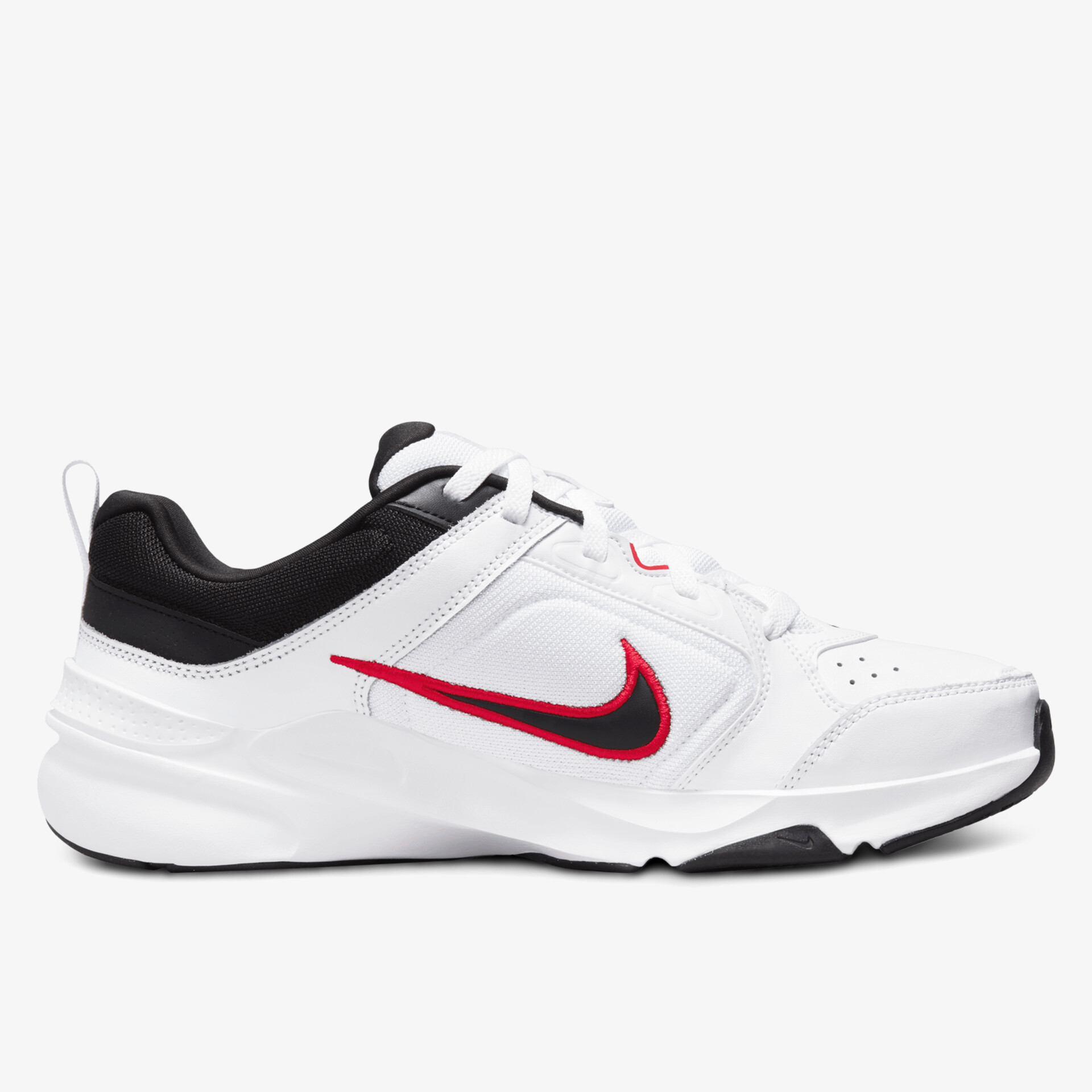 Moderner Sportschuh mit guter Dämpfung, atmungsaktivem Material und stabiler Sohle in klarer Seitenansicht