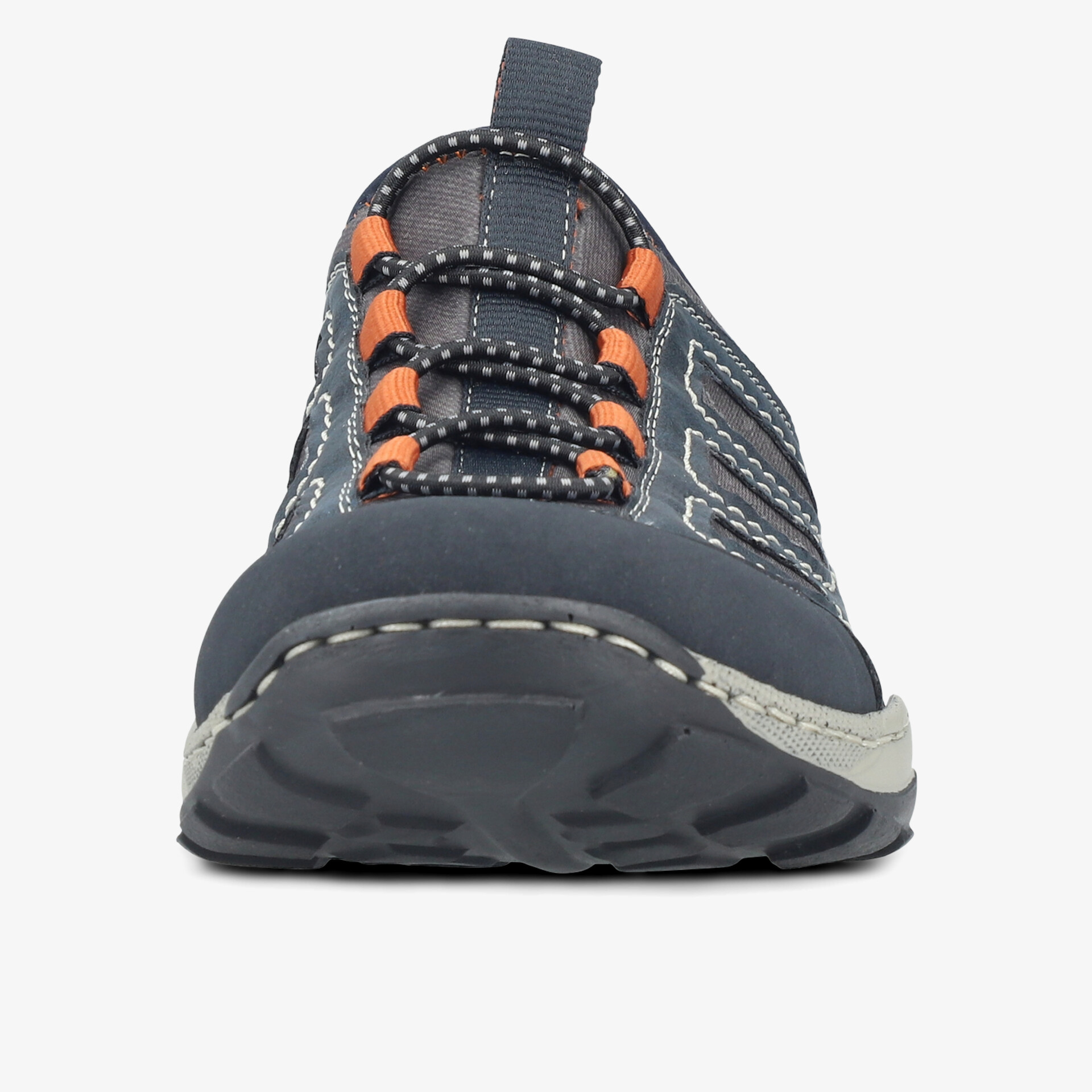 Robuster Schuh mit funktionaler Schnürung und rutschfester Sohle, frontale Aufnahme, komfortabel und belastbar