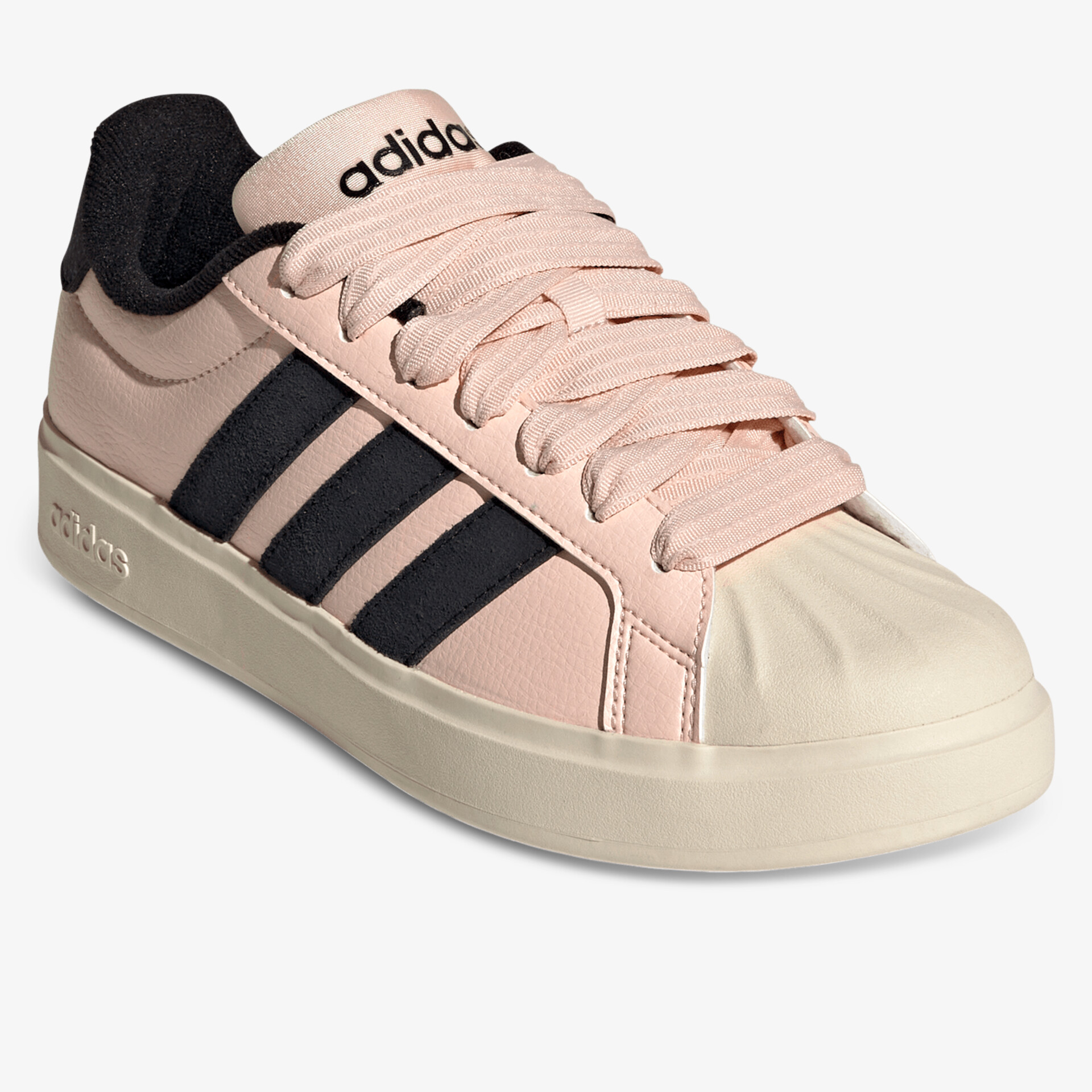 Schicker adidas Sneaker in moderner Optik mit bequemem Design und robusten Schnürsenkeln für Alltag und Sport