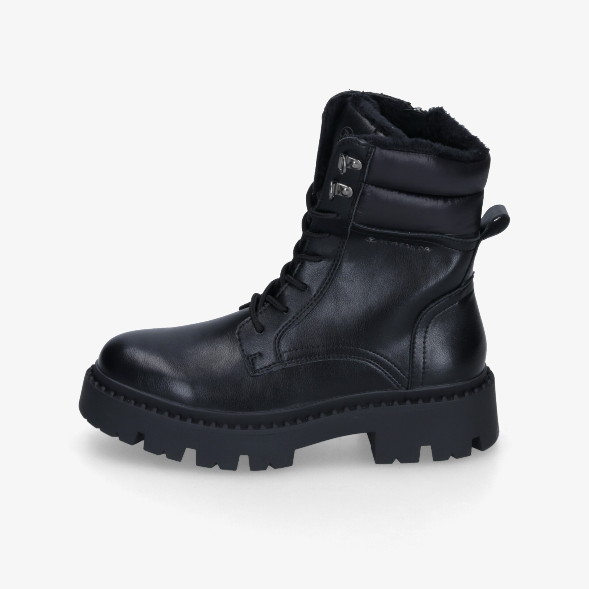 Schwarzer Winterboot mit robuster Sohle und warmer Innenfütterung für stabilen Halt und hohen Komfort