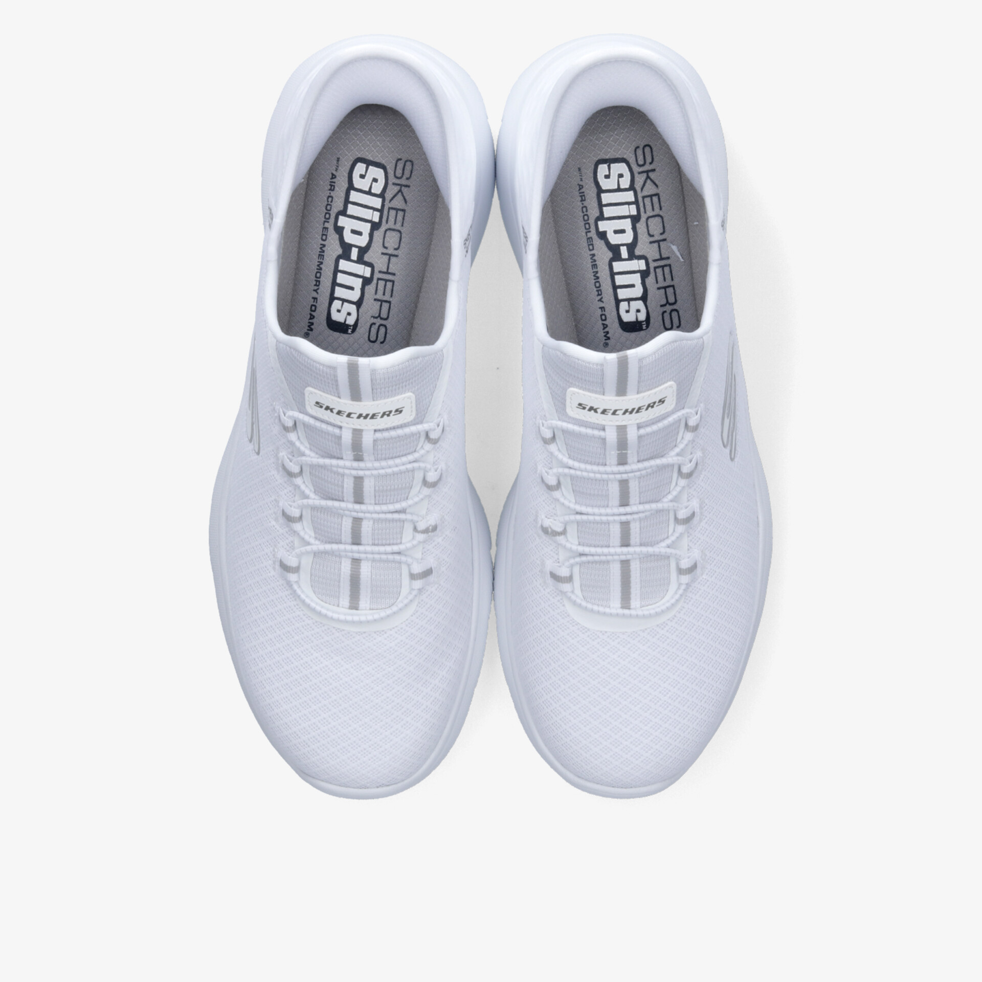 Leichte weiße Sportschuhe in Draufsicht, mit rutschfester Sohle und komfortablem Design