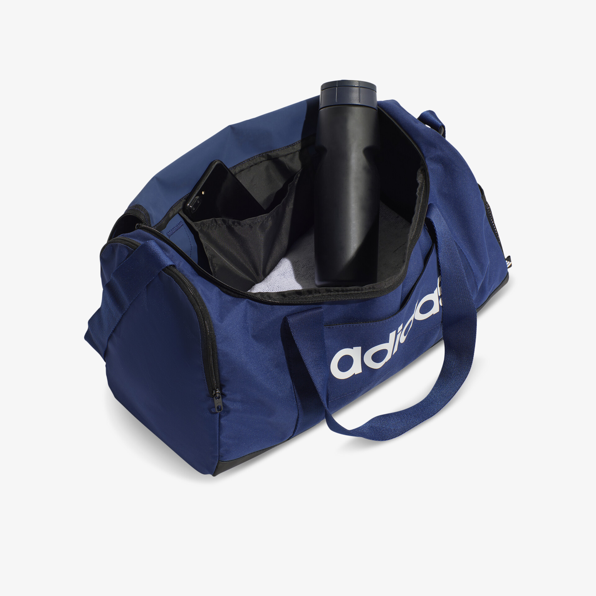Blaue Sporttasche mit Reißverschluss und Steckfach, inklusive schwarze Trinkflasche, praktisch und geräumig
