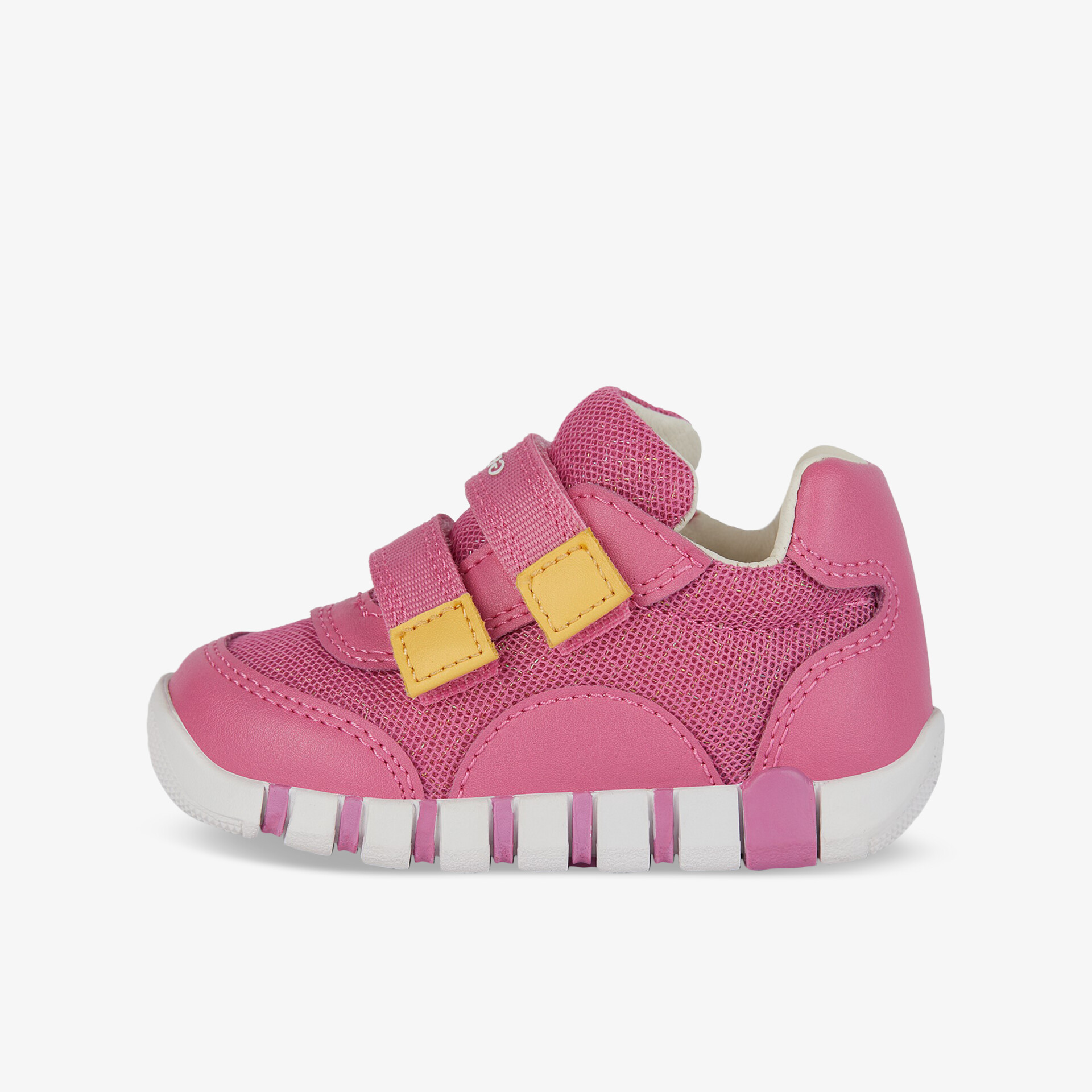 Stylischer pinker Schuh mit Klettverschluss und rutschfester Sohle. Perfekt für aktiven Alltag.