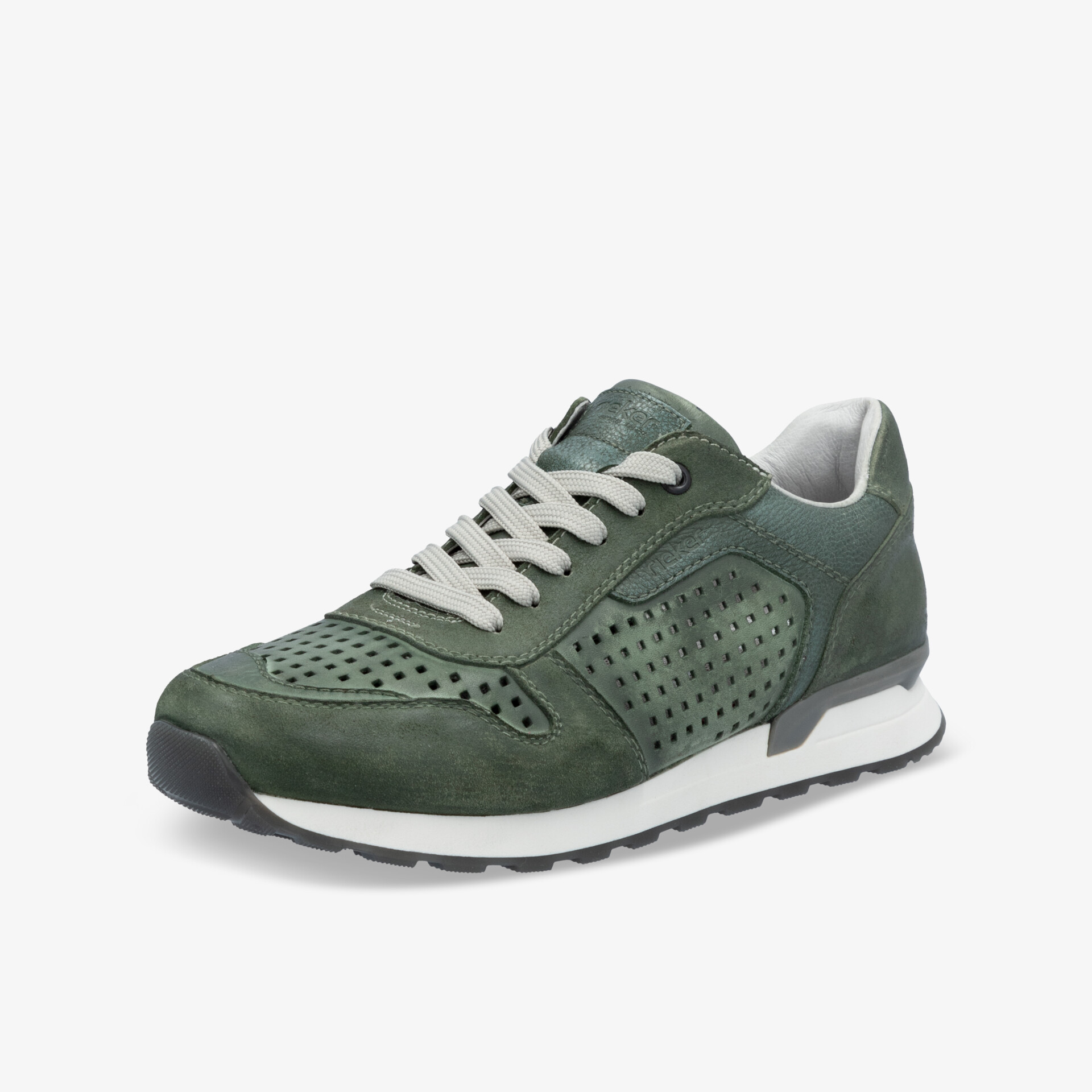 Sportlicher grüner Sneaker mit perforiertem Obermaterial und bequemer, flexibler Sohle