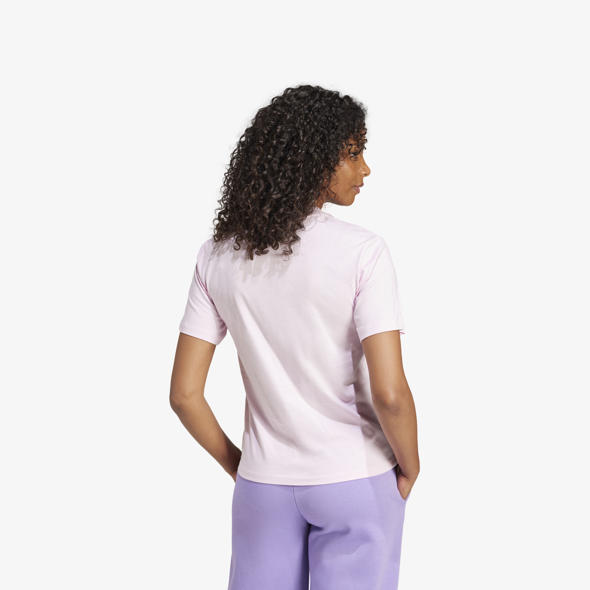 Leichtes kurzärmeliges Shirt in Rosa mit entspanntem Schnitt, passend für lässigen Freizeitlook