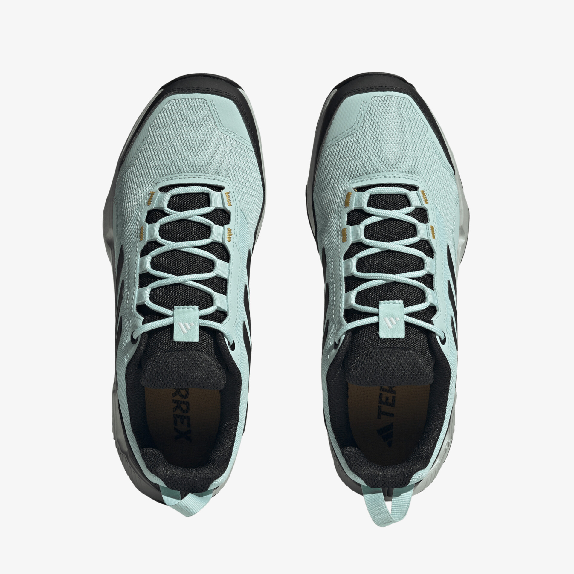 Leichte und robuste Sportschuhe in stilvollem Design mit optimaler Passform und rutschfester Sohle.