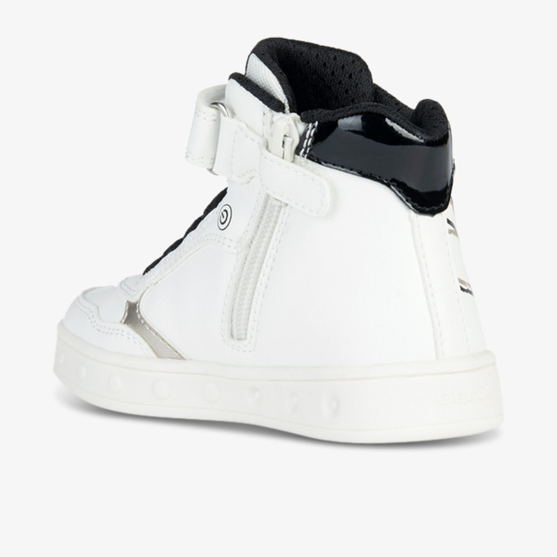 Moderner weißer Sneaker mit hohem Schaft, Reißverschluss und Klettverschluss für optimalen Halt.