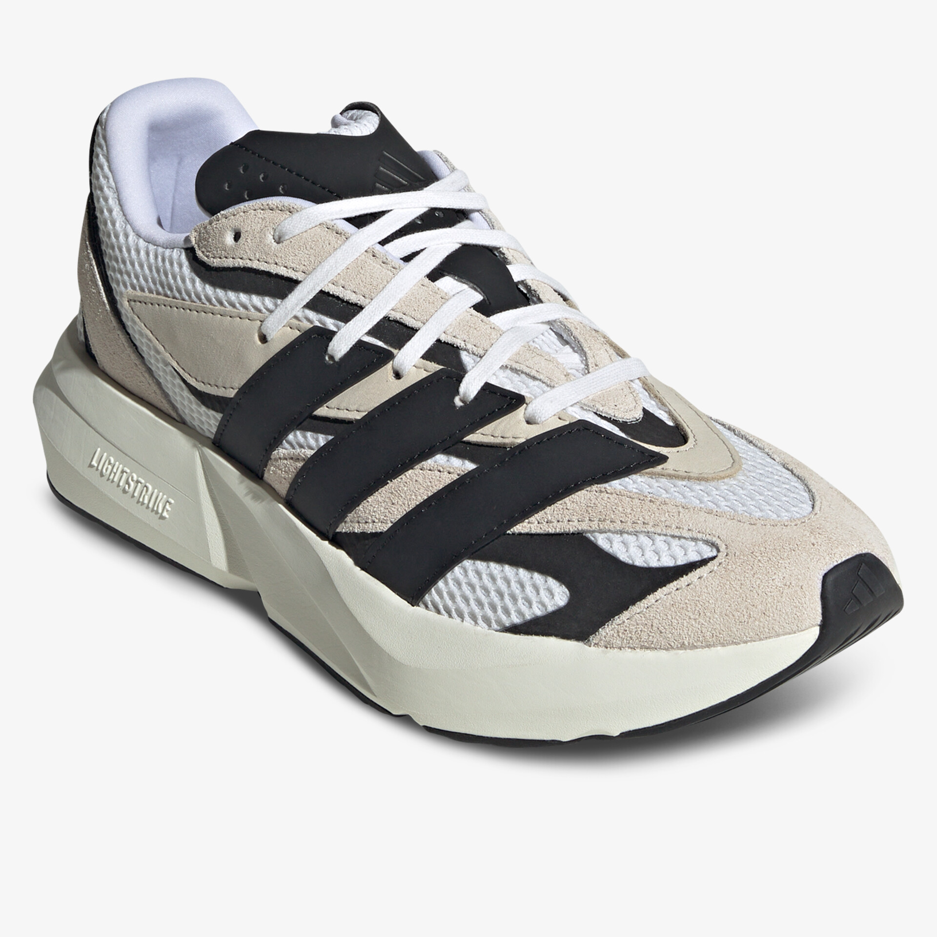 Moderner sportlicher Schuh mit atmungsaktivem Material und leichter, flexibler Sohle