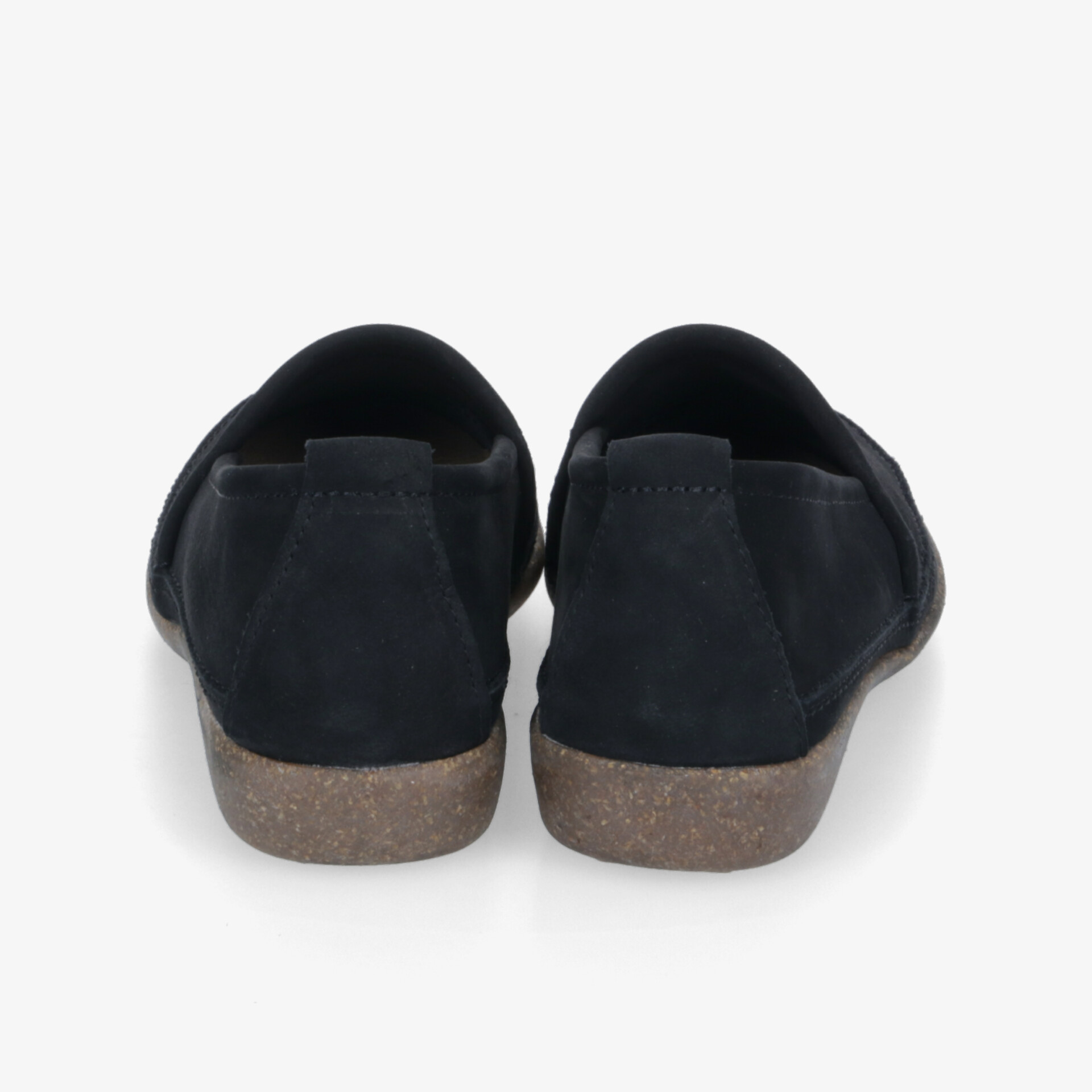 Rückansicht von bequemen, strapazierfähigen Schuhen mit robuster, rutschfester Sohle