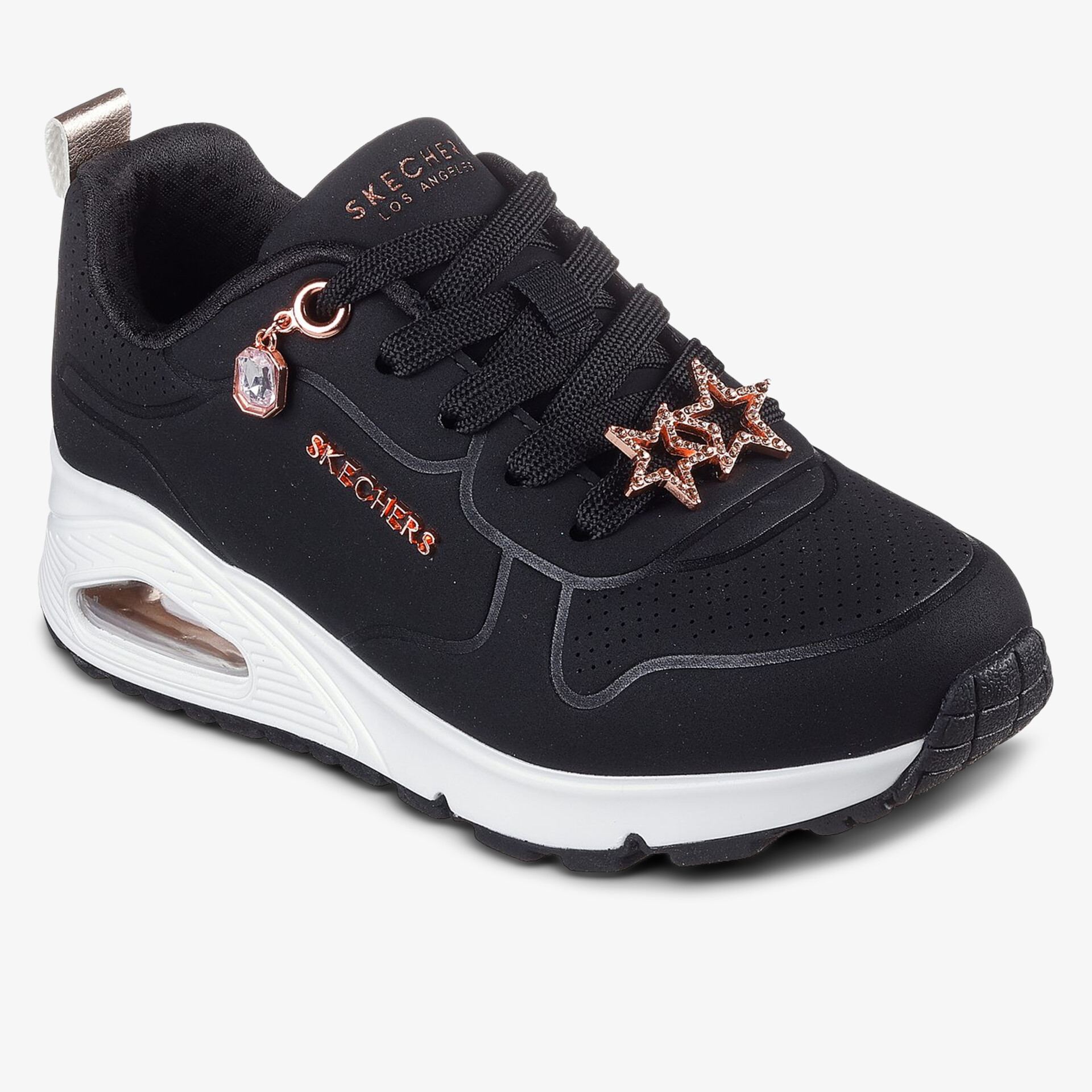 Moderner Schuh mit dekorativen Details und exzellenter Polsterung