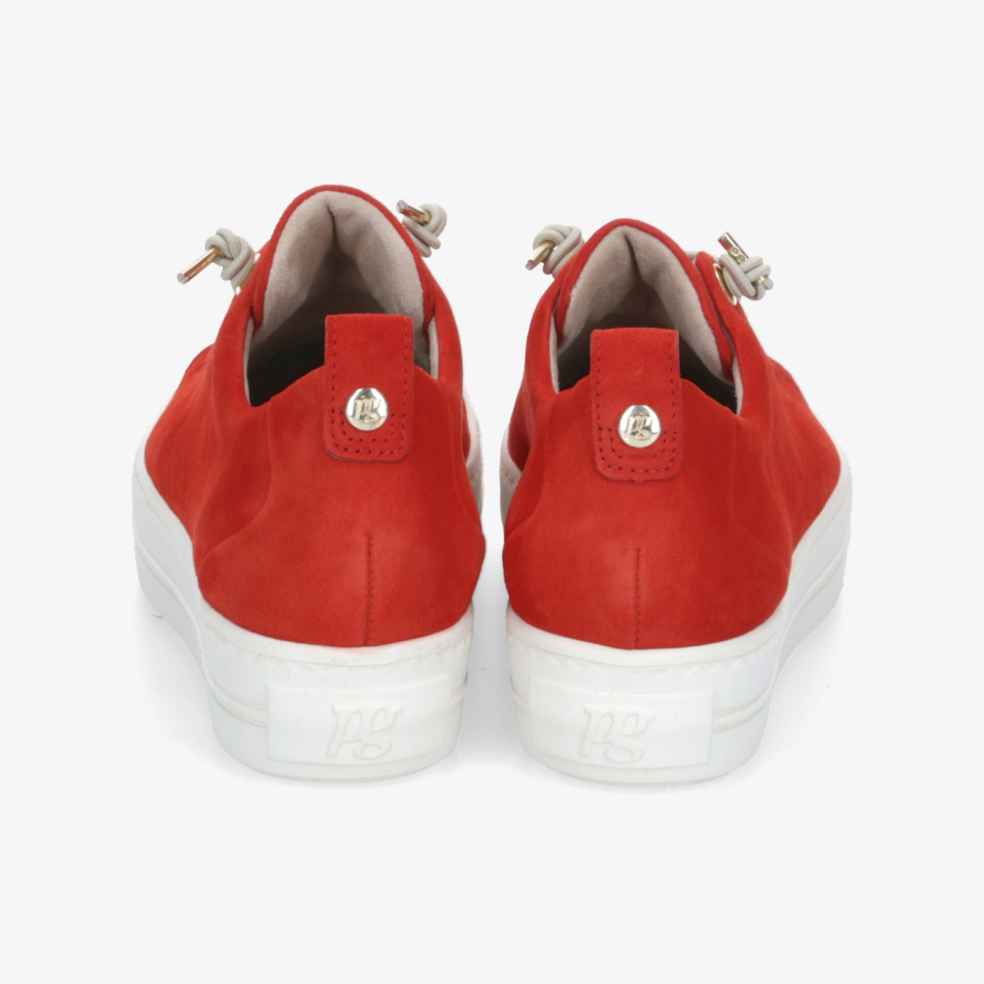 Rote Sneaker mit weißer Sohle und Schnürung für sportlichen und bequemen Freizeitstil
