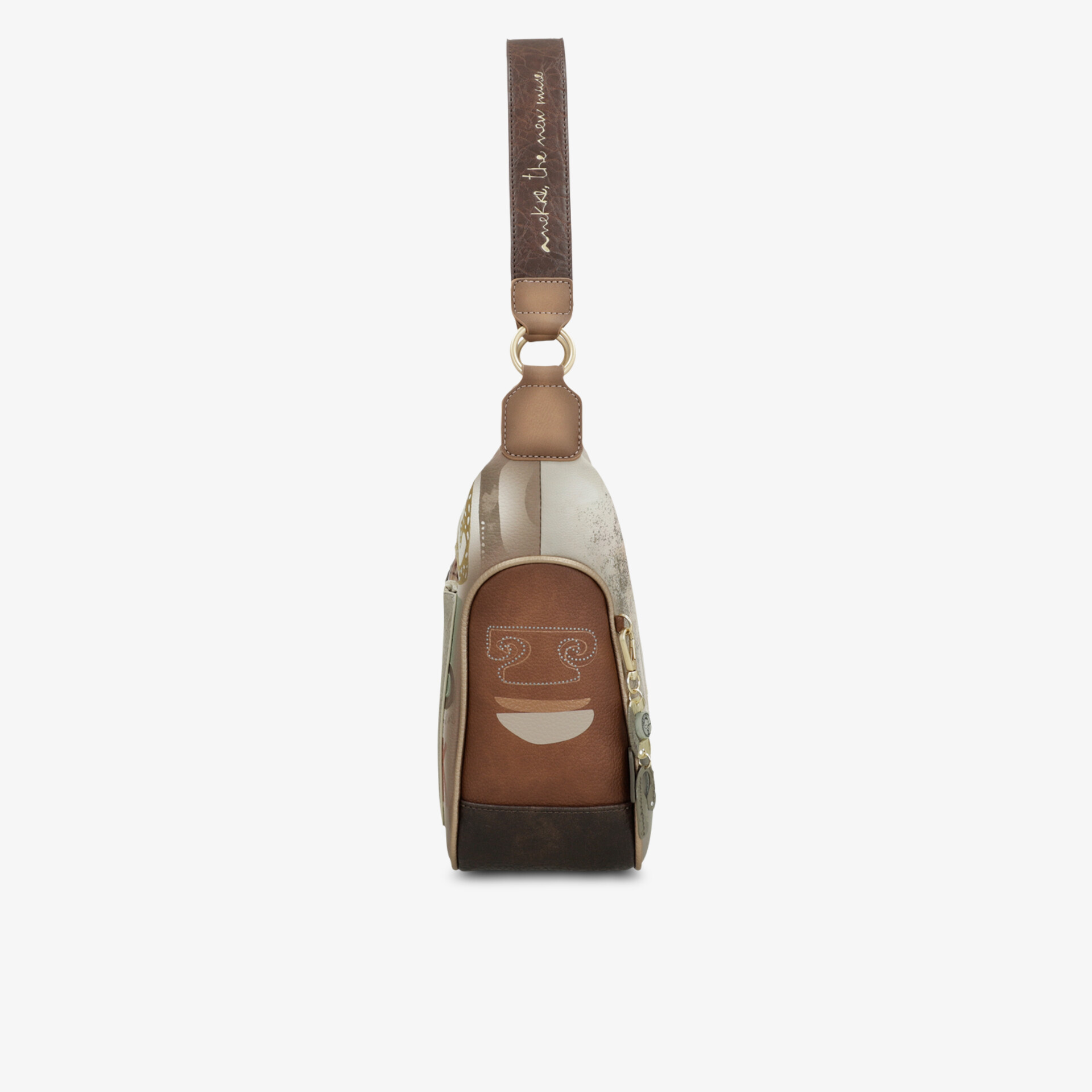 Kompakte Tasche mit verstellbarem Gurt und robustem Design. Ideal für unterwegs.
