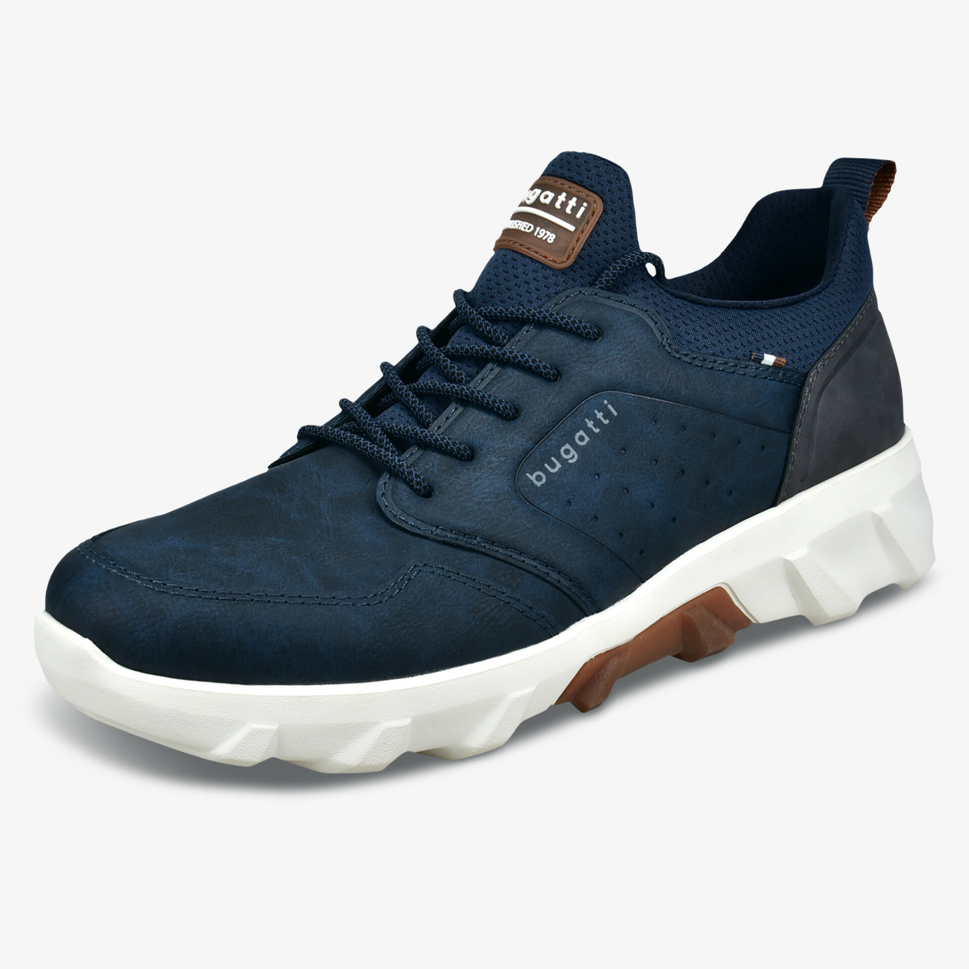 Moderner sportlicher Schuh mit komfortablem Design und robuster Sohle für vielseitigen Einsatz